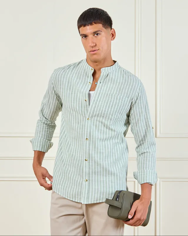 Men Green Mandarin Casual Shirt made by Redtag