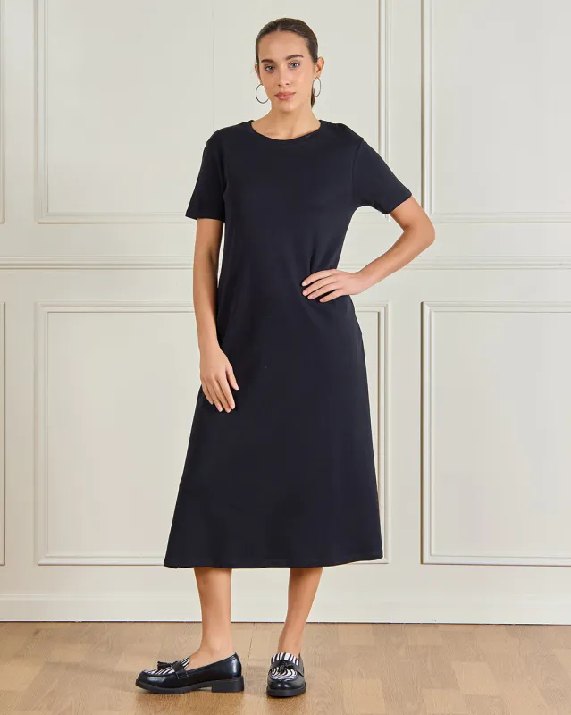 Women Black Plain Midi Dress sold by Redtag