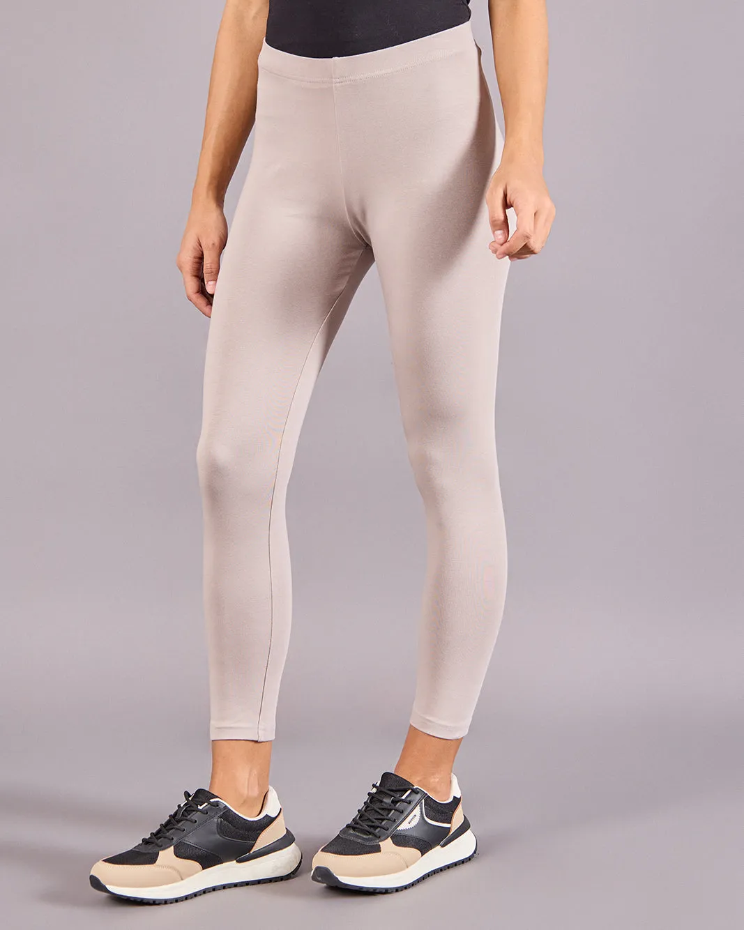 Women Taupe Solid Cropped Leggings sold by Redtag