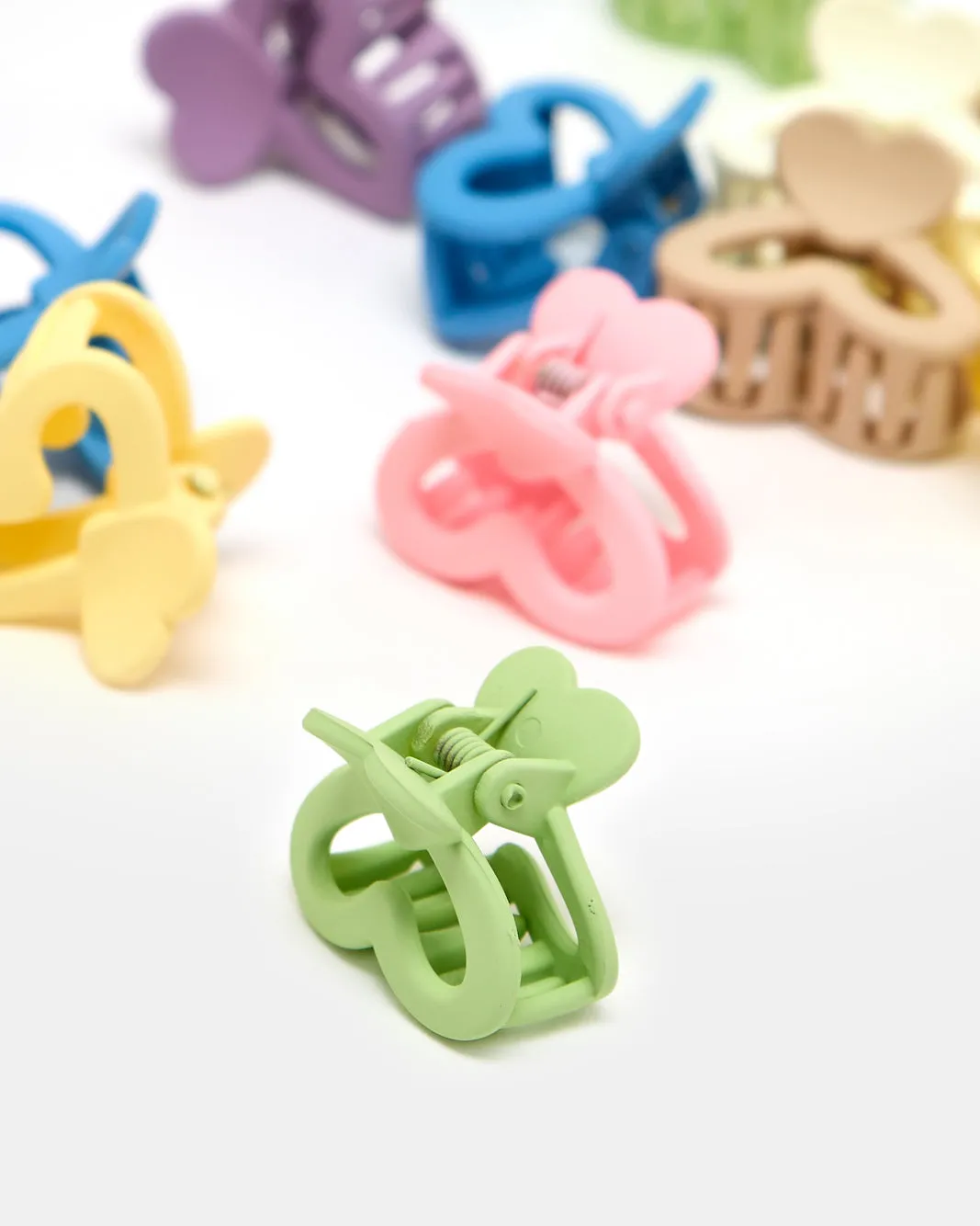 Women Assorted Hair Clip Set (Pack of 15) sold by Redtag product image thumbnail 3