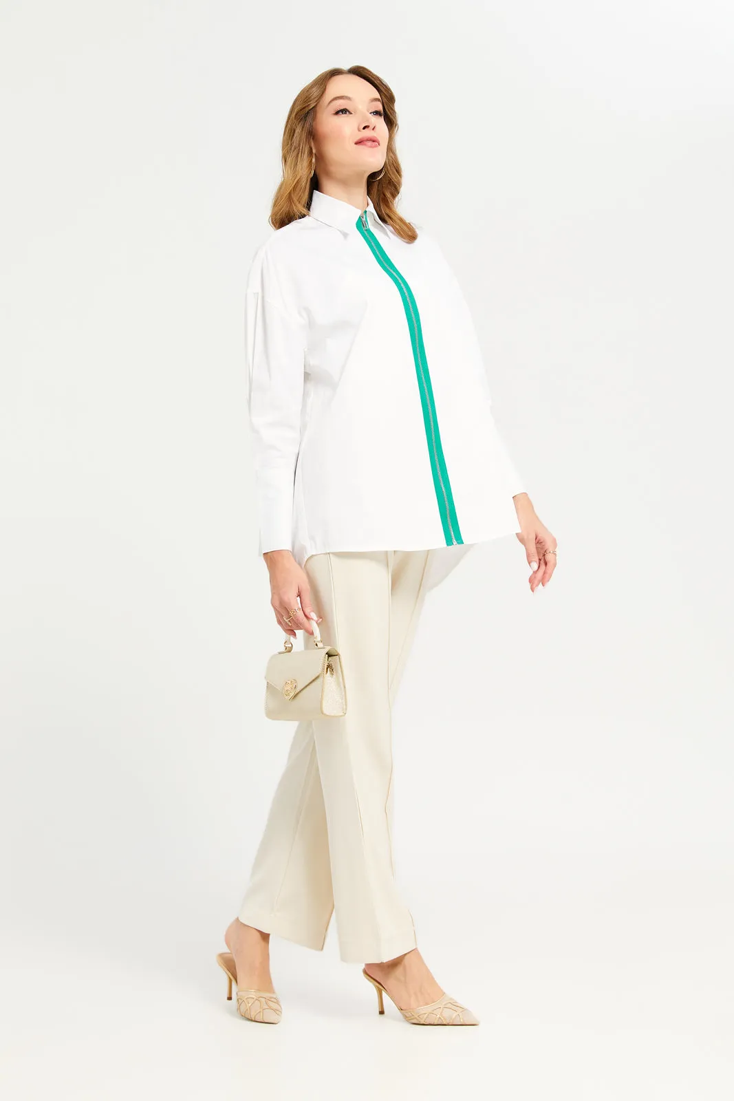 Women White Oversize Shirt Blouse With Contrast Zipper sold by Redtag product image thumbnail 2
