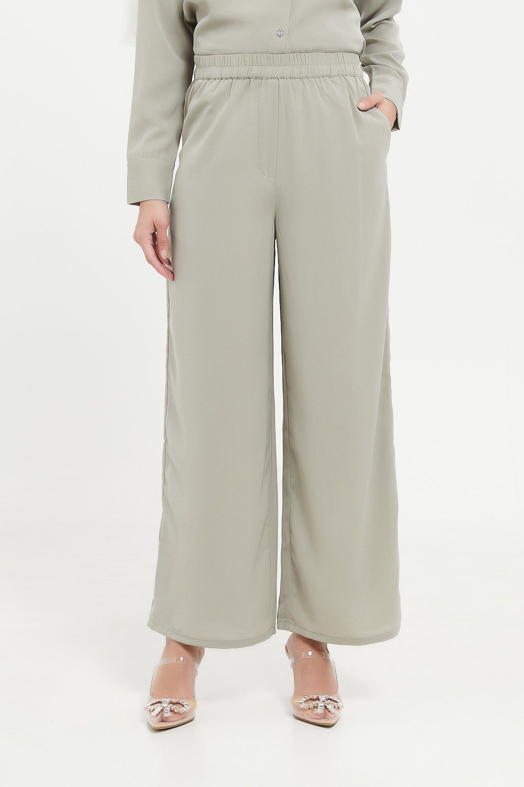 Women Grey Wide Leg Elasticated Trousers sold by Redtag