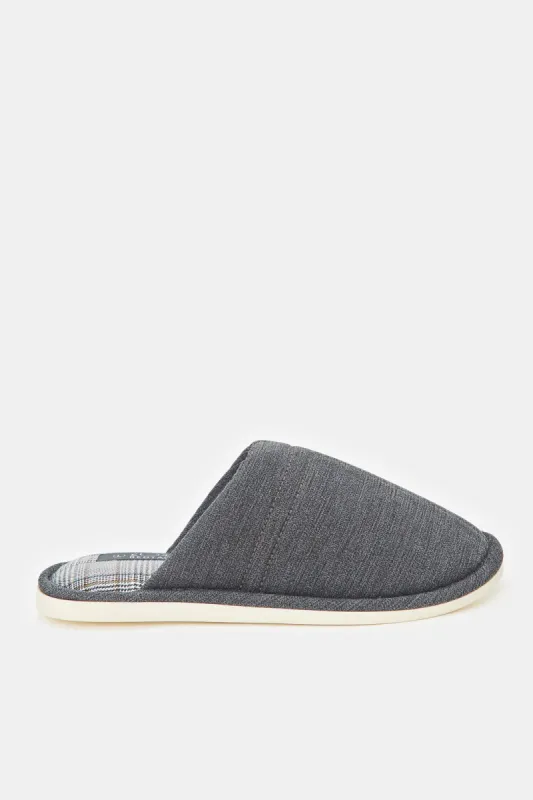 Men Plain Charcoal Slippers made by Redtag