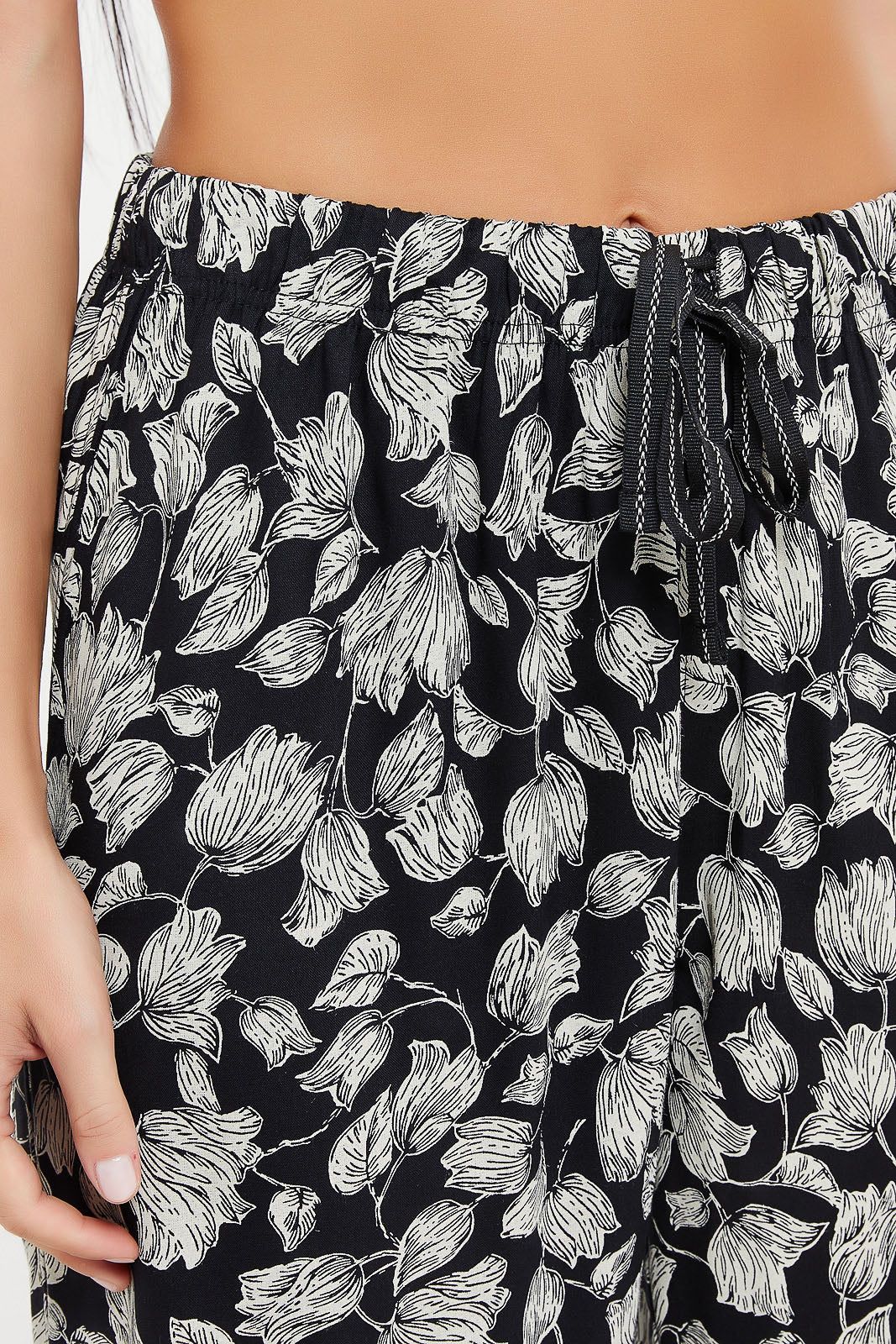 Women Black Printed Pajama Bottom sold by Redtag product image thumbnail 4