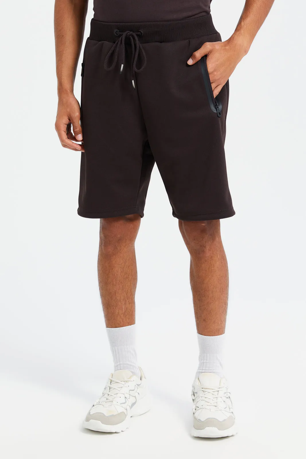 Men Burgundy Mid-Rise Tech Shorts With Zip Pockets sold by Redtag