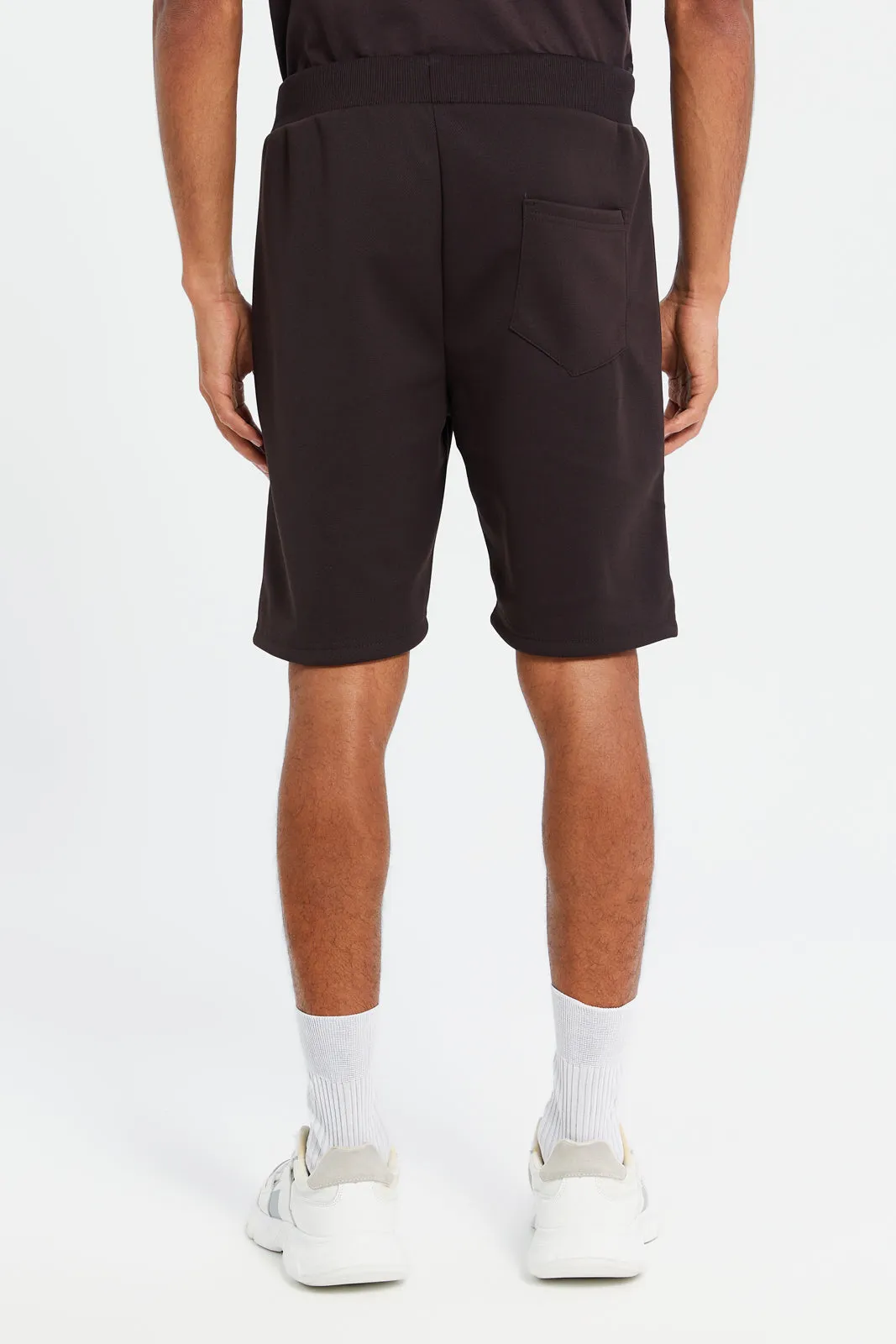 Men Burgundy Mid-Rise Tech Shorts With Zip Pockets sold by Redtag product image thumbnail 3