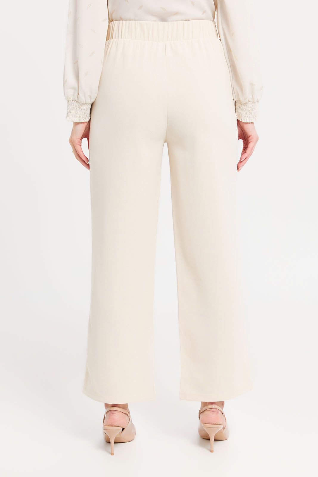 Women Ivory Buckle Detailed Wide Leg Trouser sold by Redtag product image thumbnail 3