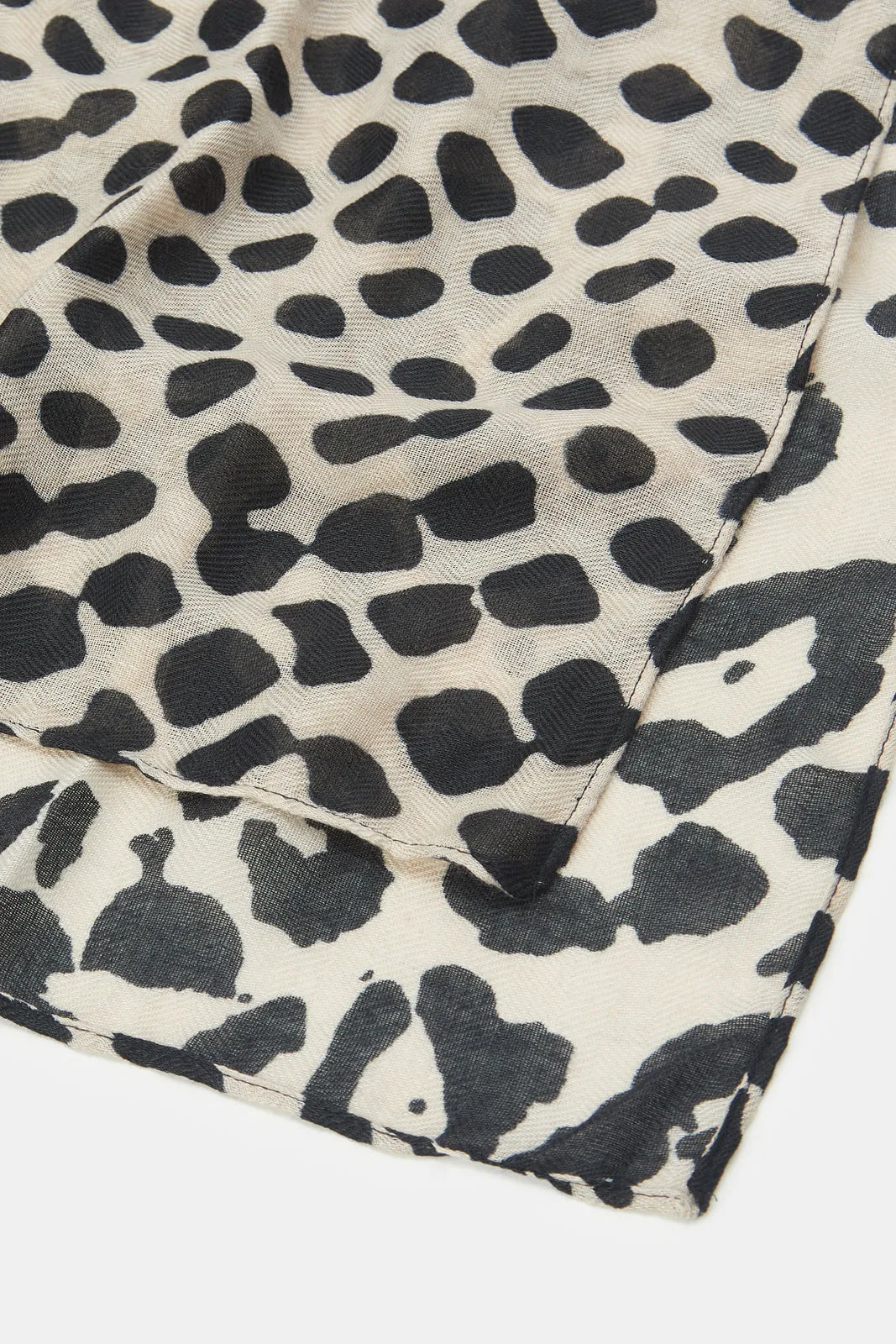 Women Beige And Black Animal Printed Scarf sold by Redtag product image thumbnail 4