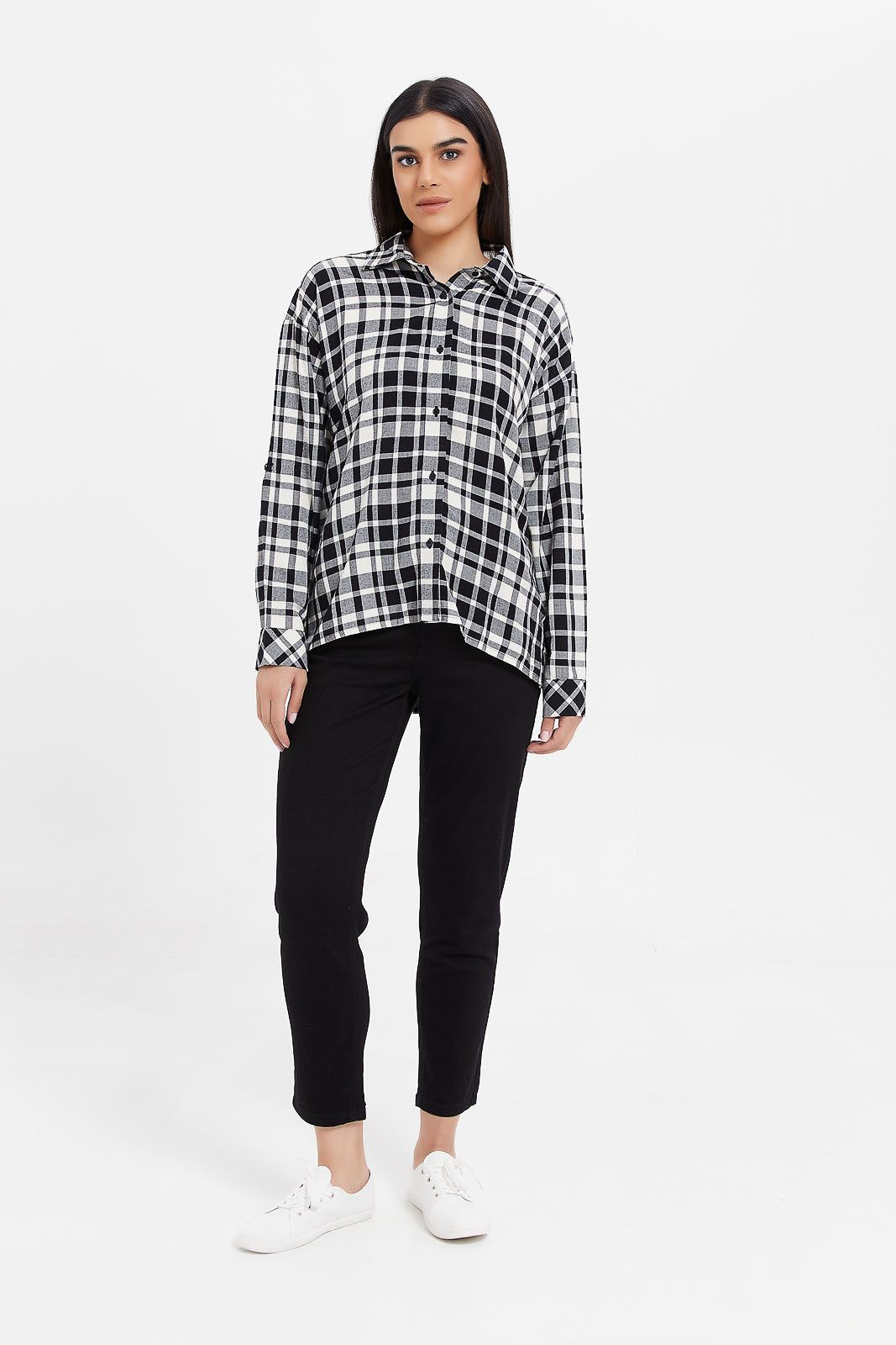 Women Black High Waist Mom Jeans sold by Redtag product image thumbnail 2