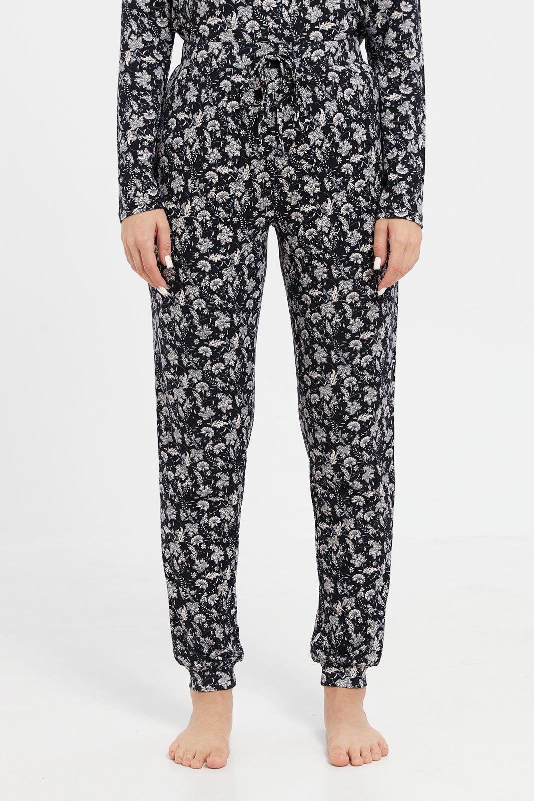 Women Black Printed Long Sleeve Pyjama Set (2 Piec) sold by Redtag product image thumbnail 3