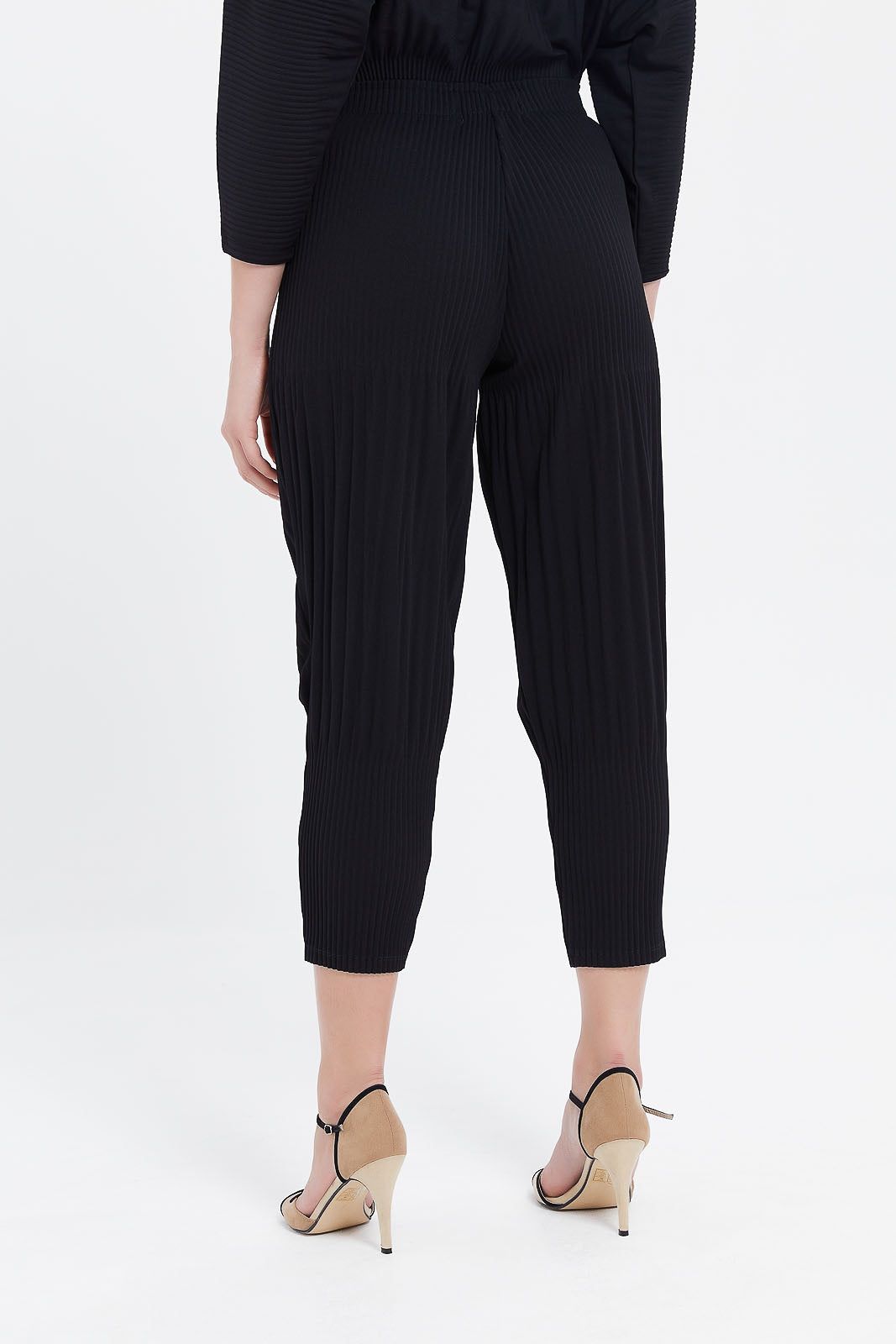Women Black Pleated Pants sold by Redtag product image thumbnail 3