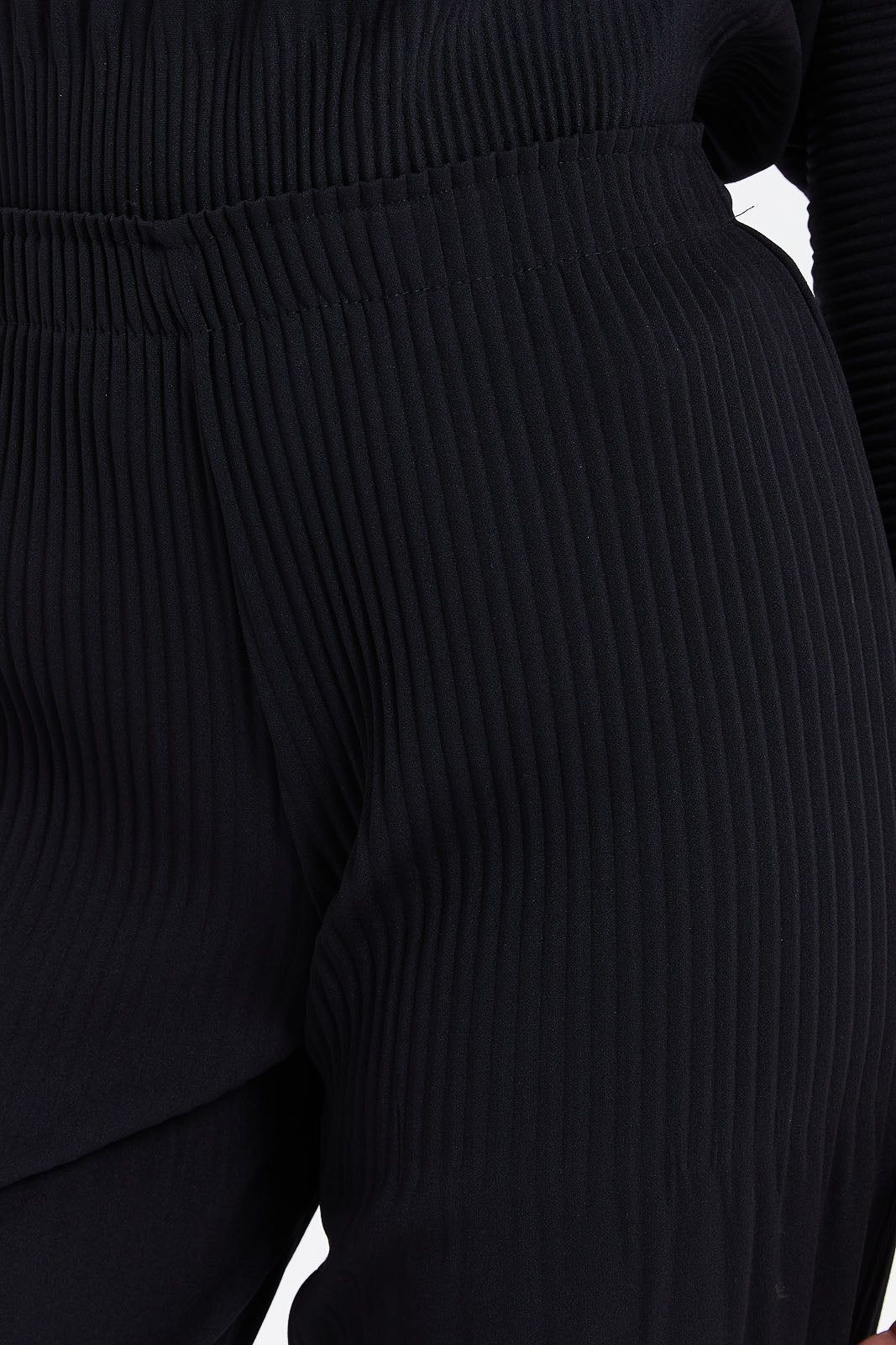 Women Black Pleated Pants sold by Redtag product image thumbnail 4