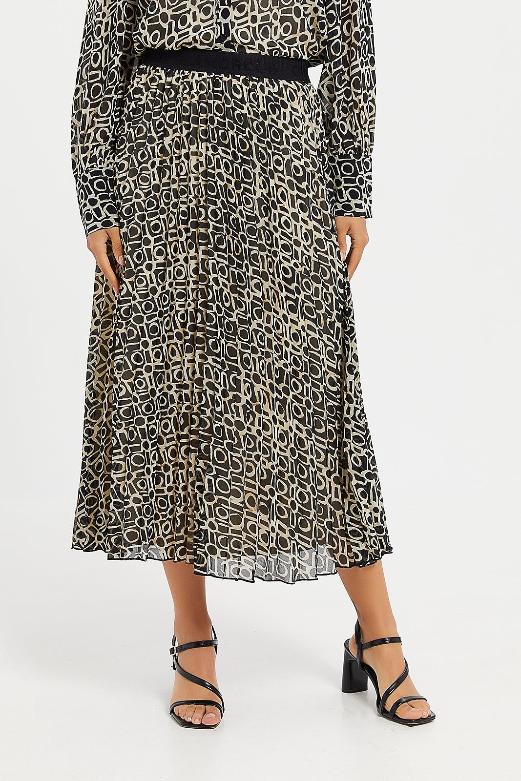 Women Black And Beige Pleated Skirt sold by Redtag