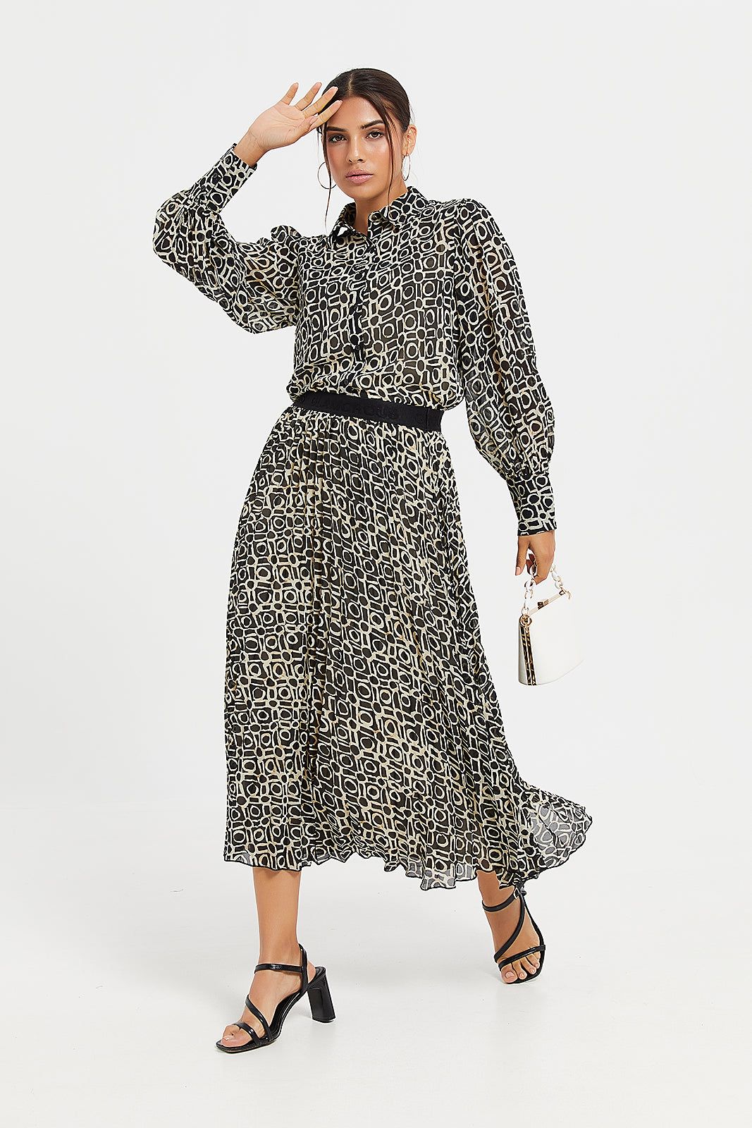 Women Black And Beige Pleated Skirt sold by Redtag product image thumbnail 2