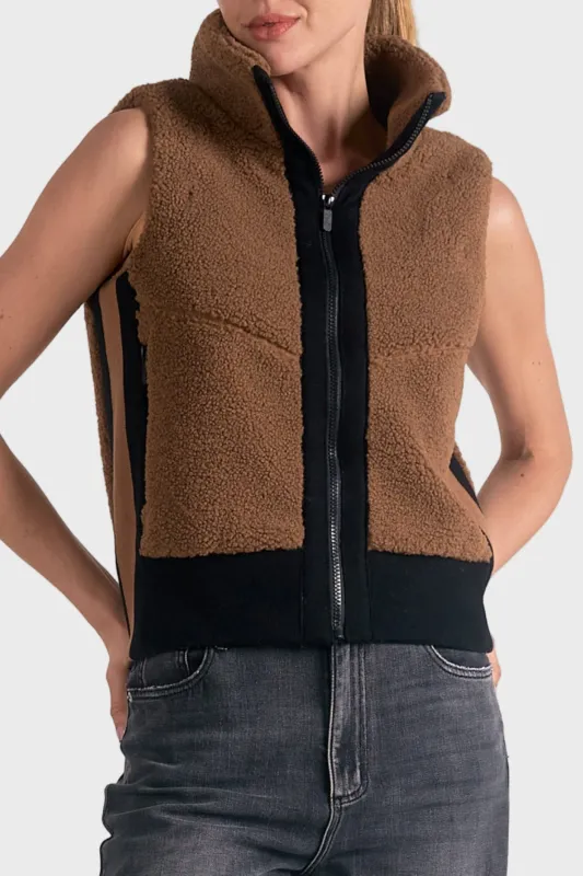 Elan Vancouver Zip-Up Sherpa Vest sold by Gibsonlook