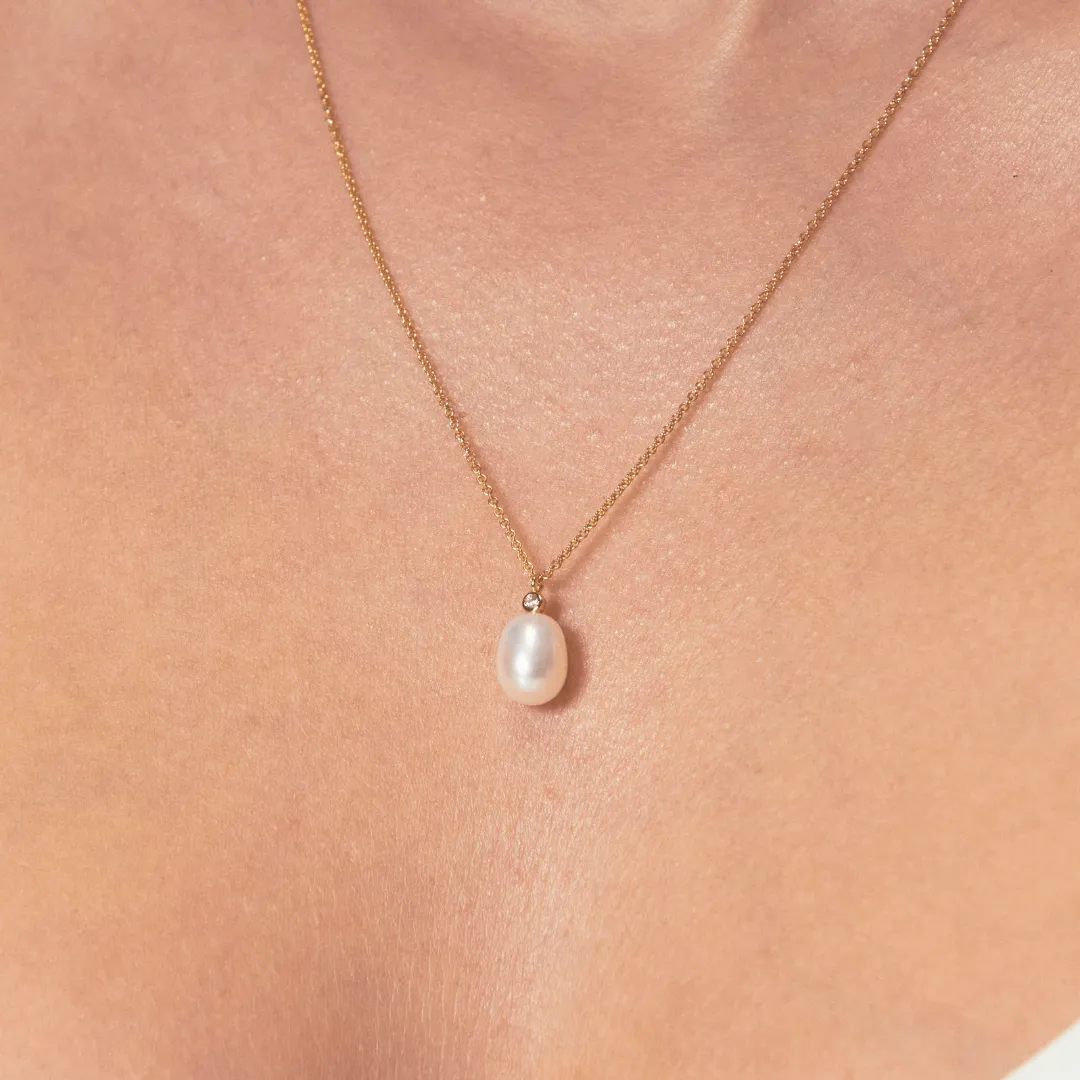 Silver Single Diamond Style Pearl Necklace sold by Lily & Roo product image thumbnail 5