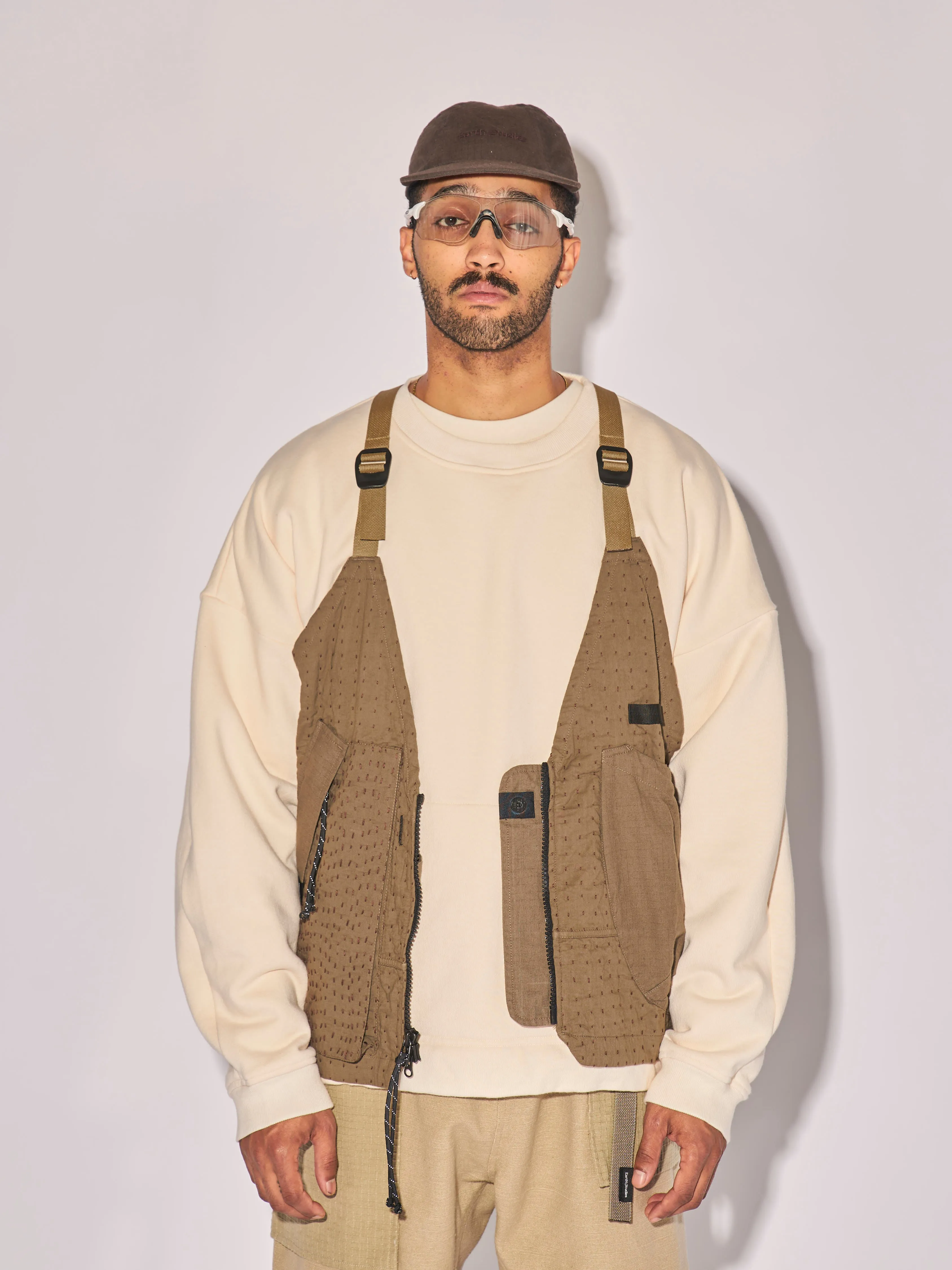 SU-102 Utility Vest sold by Earth Studies product image thumbnail 3