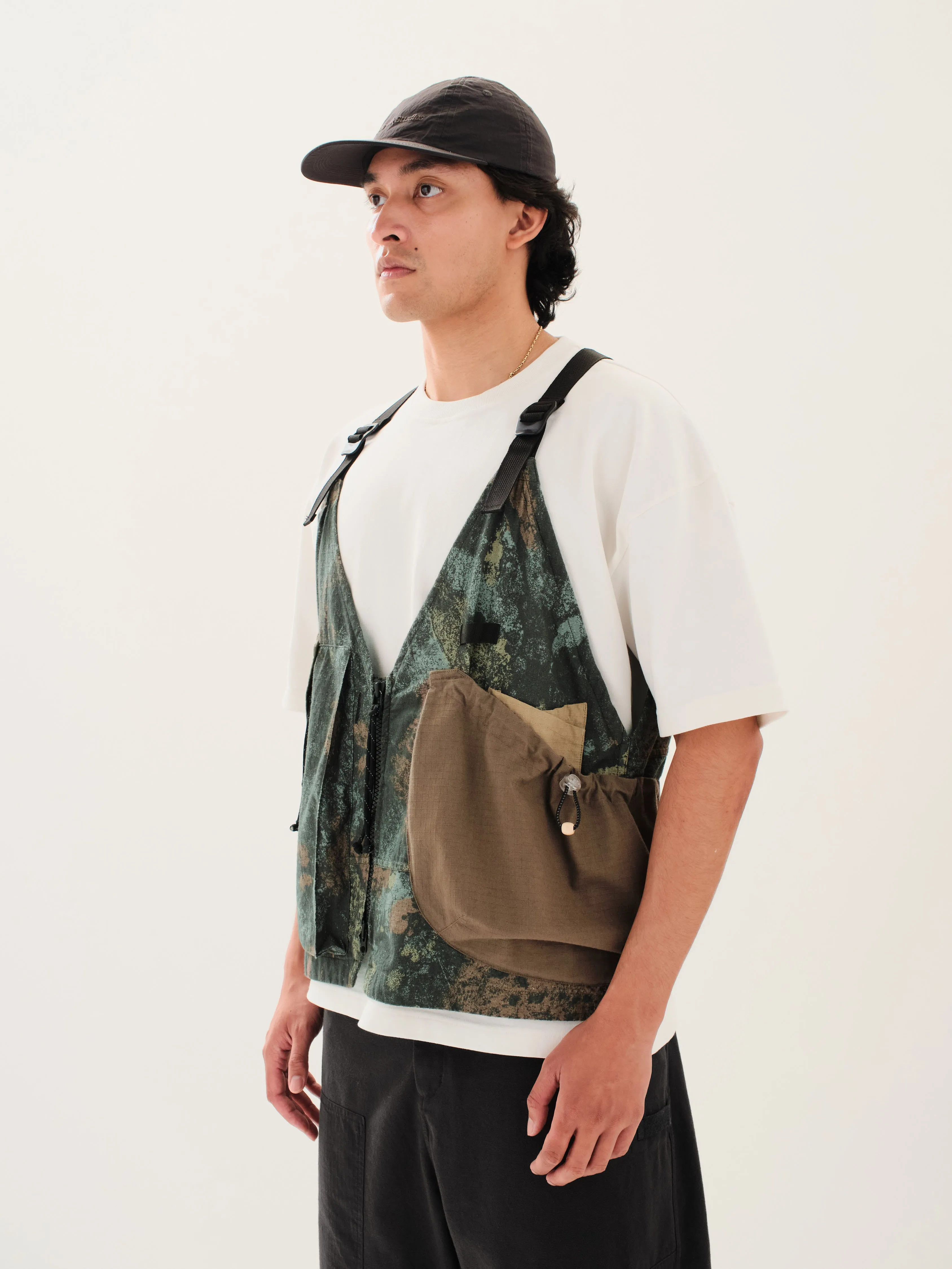 SU-102 Utility Vest sold by Earth Studies product image thumbnail 3