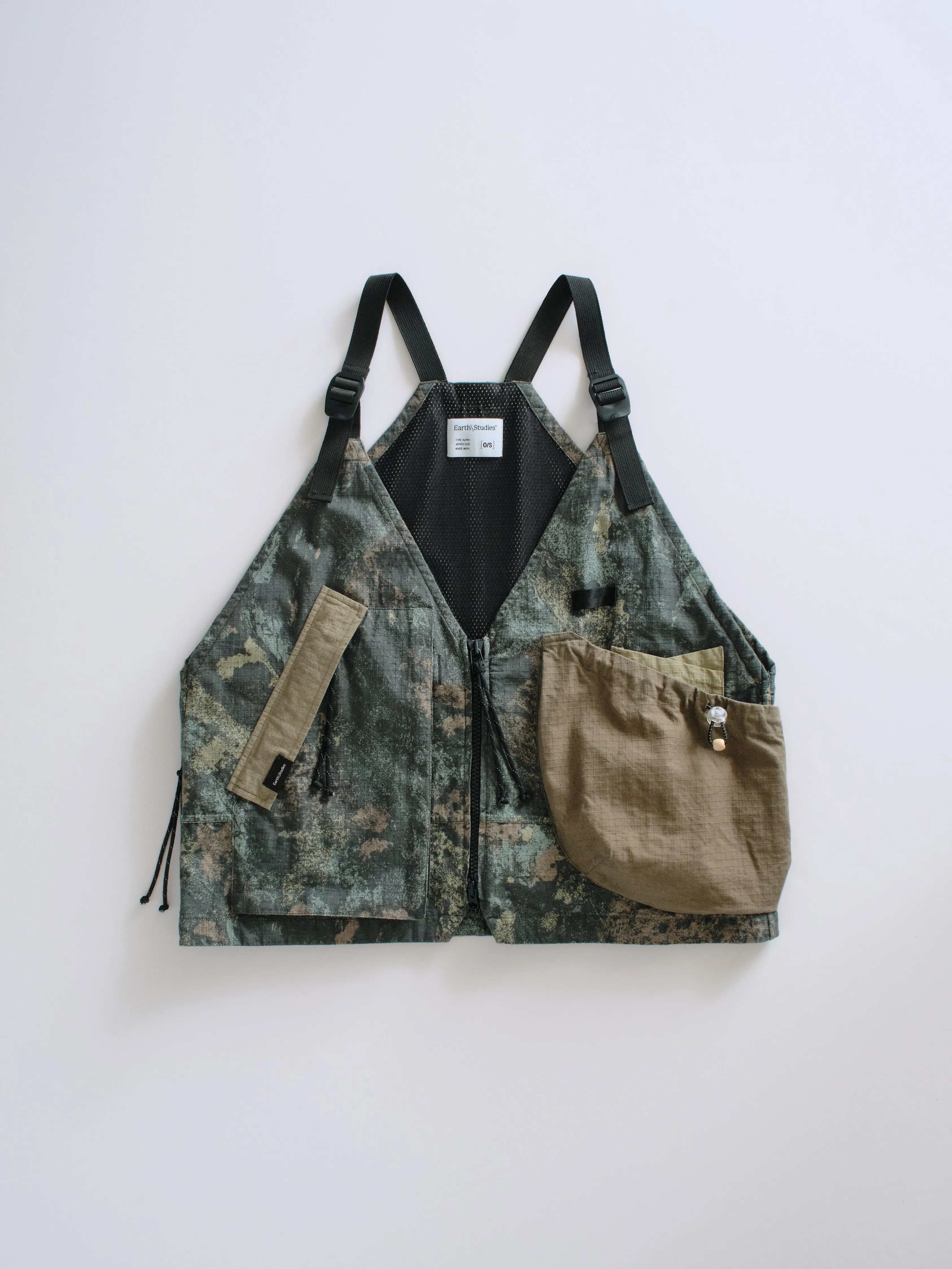 SU-102 Utility Vest sold by Earth Studies