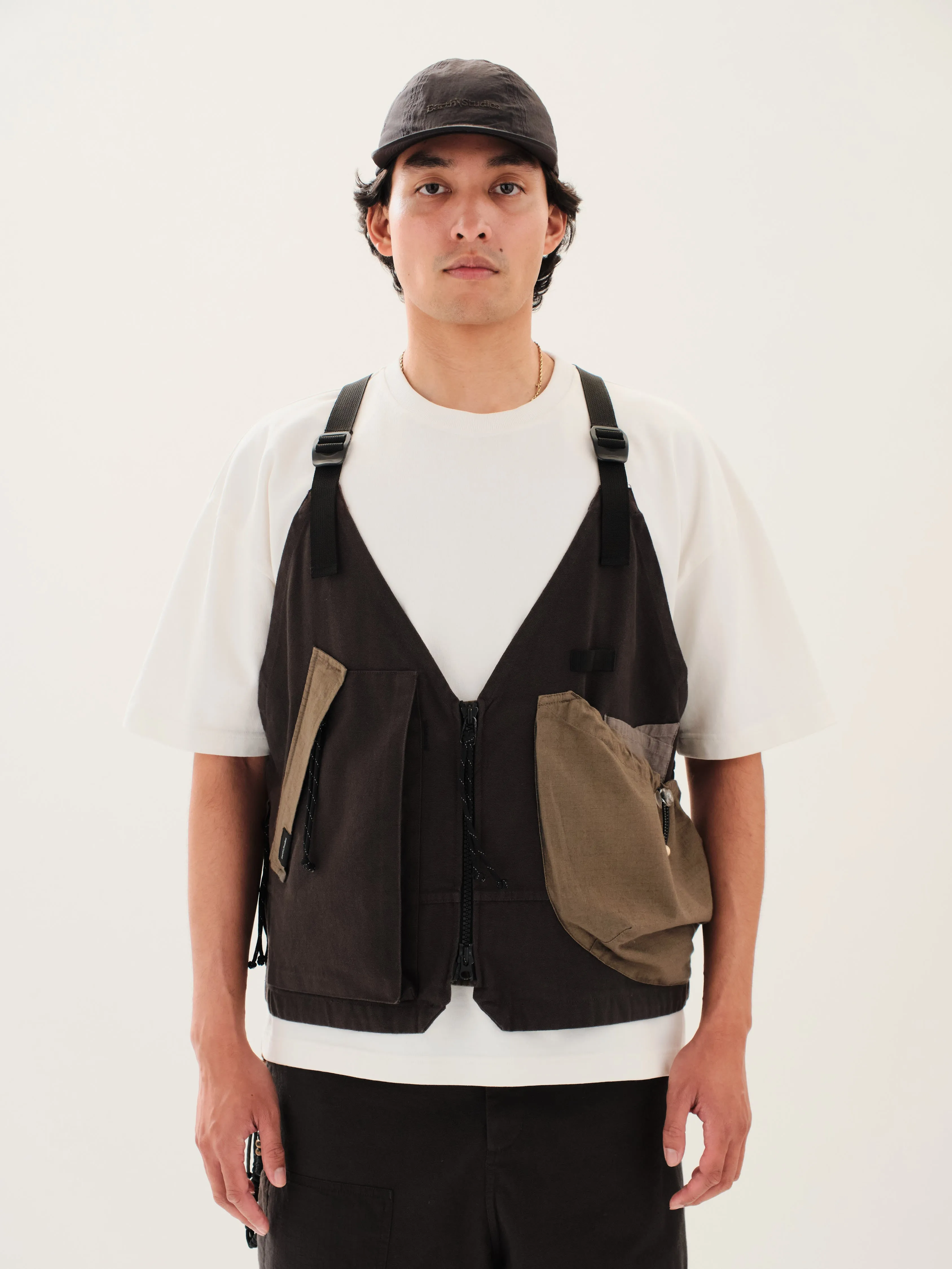 SU-102 Utility Vest sold by Earth Studies product image thumbnail 2