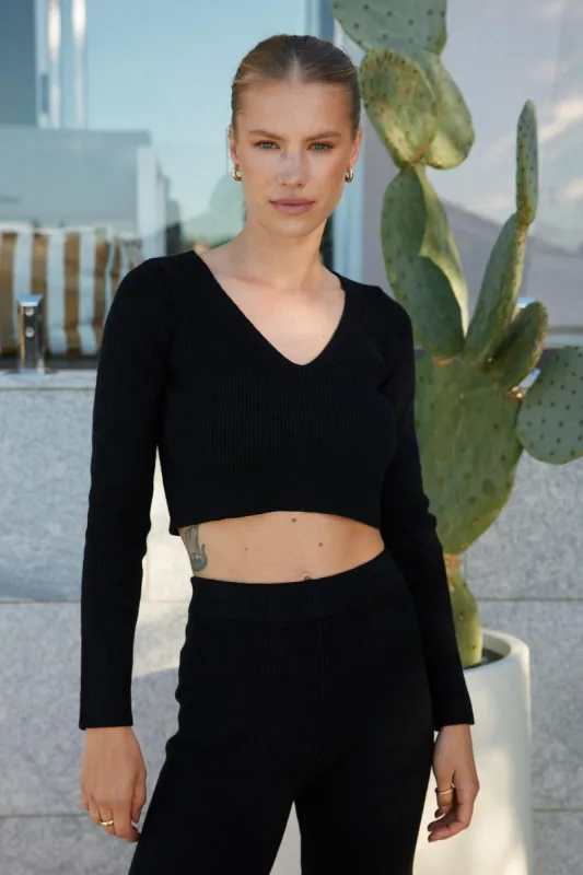 Reanne Knit Top - Black sold by Esther & Co