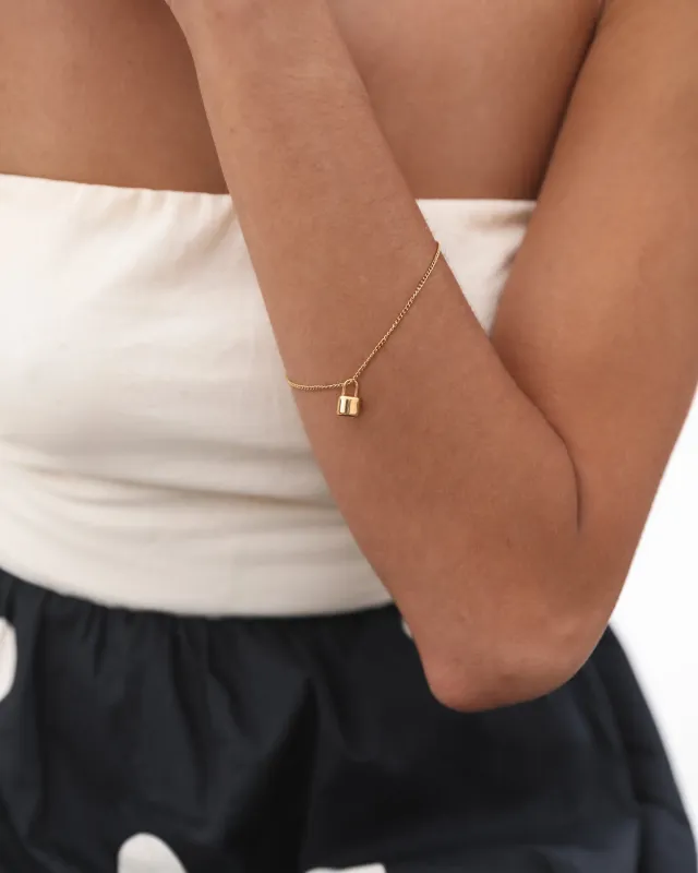 Galatea Bracelet - Gold sold by Esther & Co