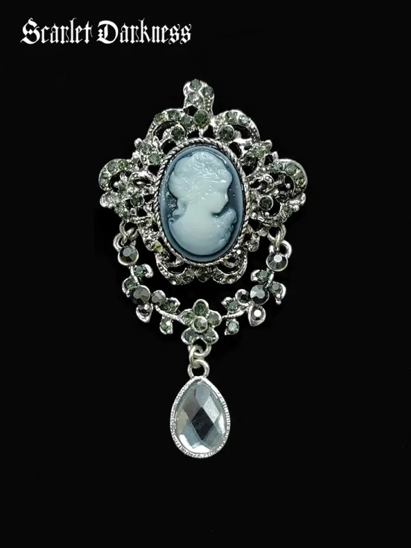 1850s Victorian Queen Brooch made by Scarlet Darkness
