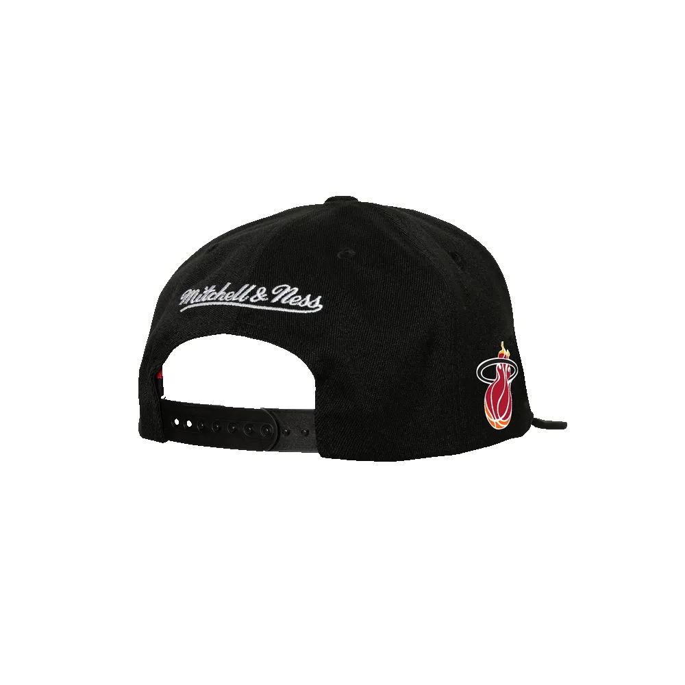 Mitchell & Ness Miami HEAT Wade Signature Snapback sold by Miami Heat Store product image thumbnail 2