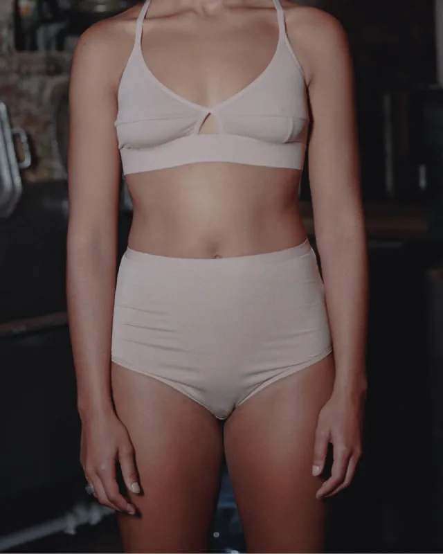 Highwaist Bell Pants sold by Baserange