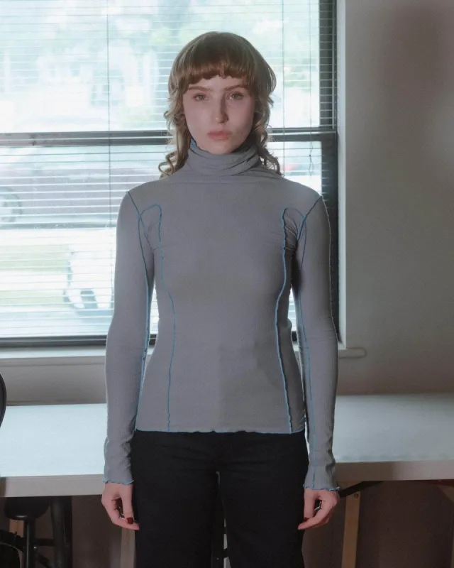 Omato Turtleneck made by Baserange