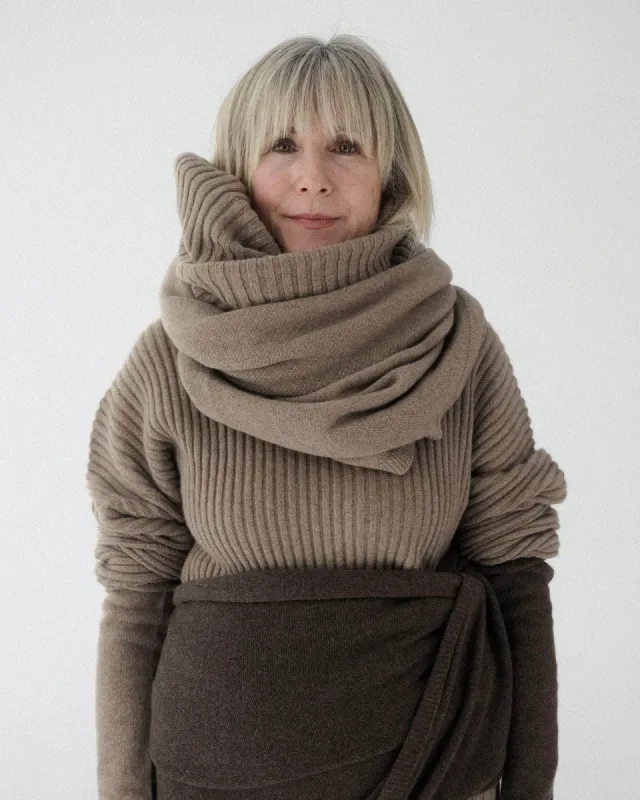 Whit Scarf sold by Baserange