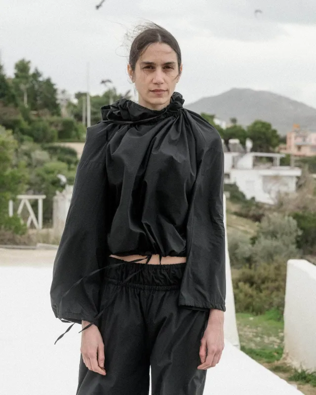 Point Top sold by Baserange