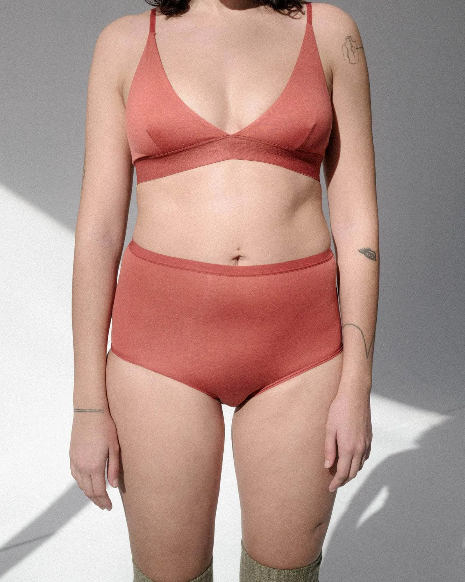 Highwaist Bell Pants sold by Baserange