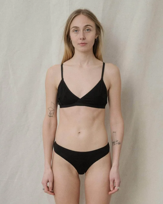 Criss Bra sold by Baserange