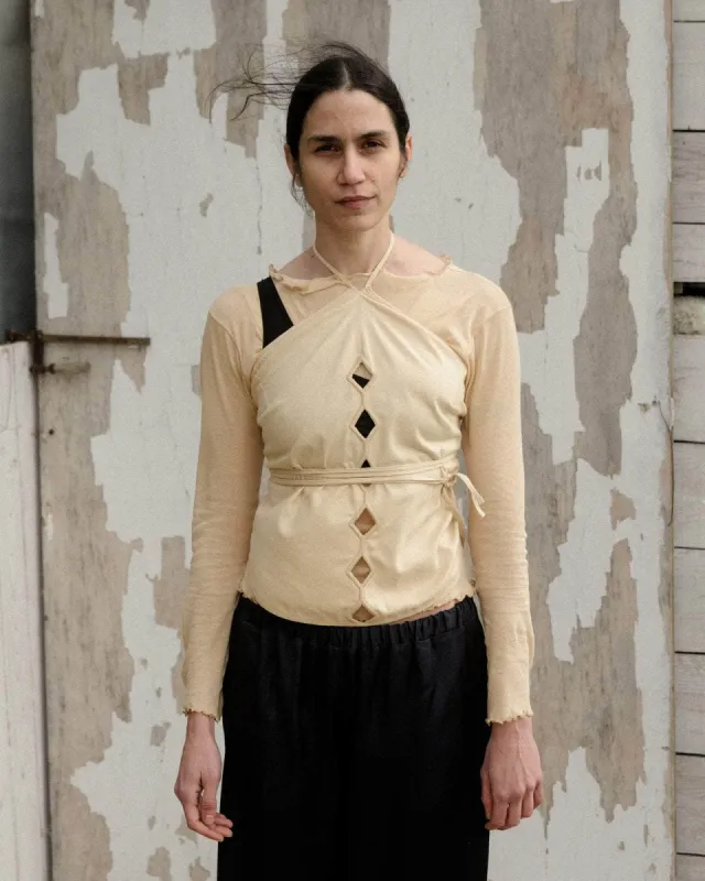 Cessa Ligo Top sold by Baserange