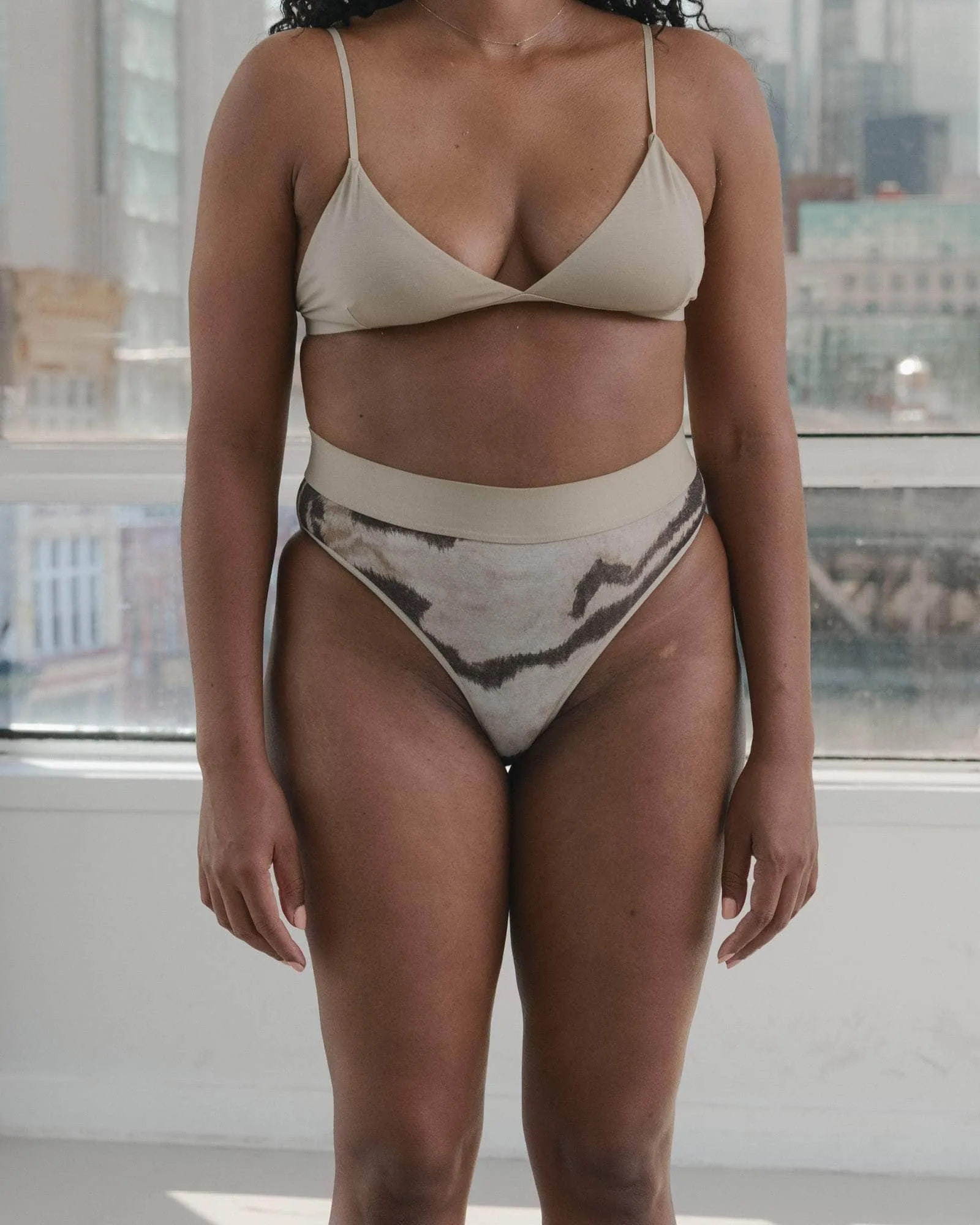 Elastic Bell Pants sold by Baserange