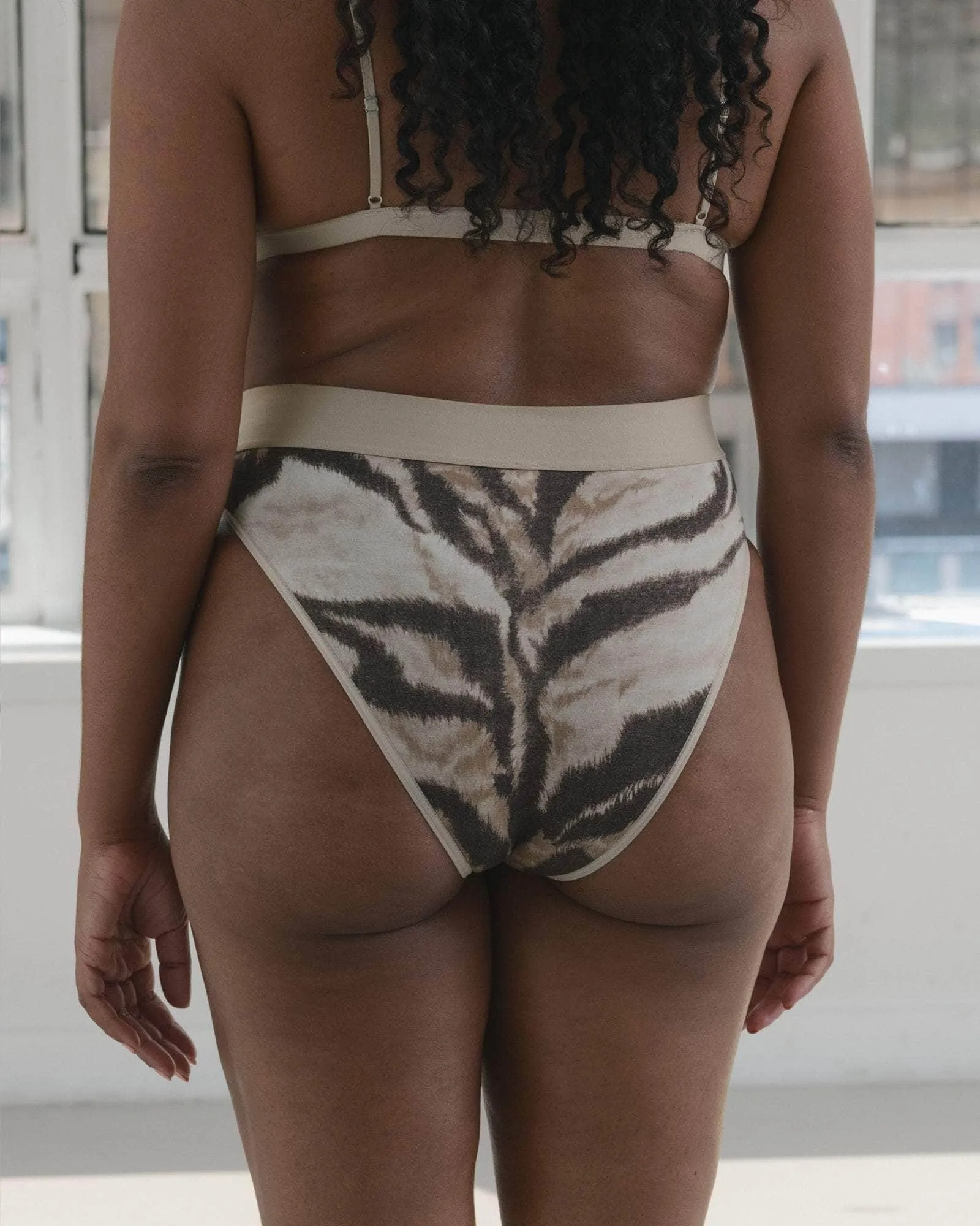 Elastic Bell Pants sold by Baserange product image thumbnail 4