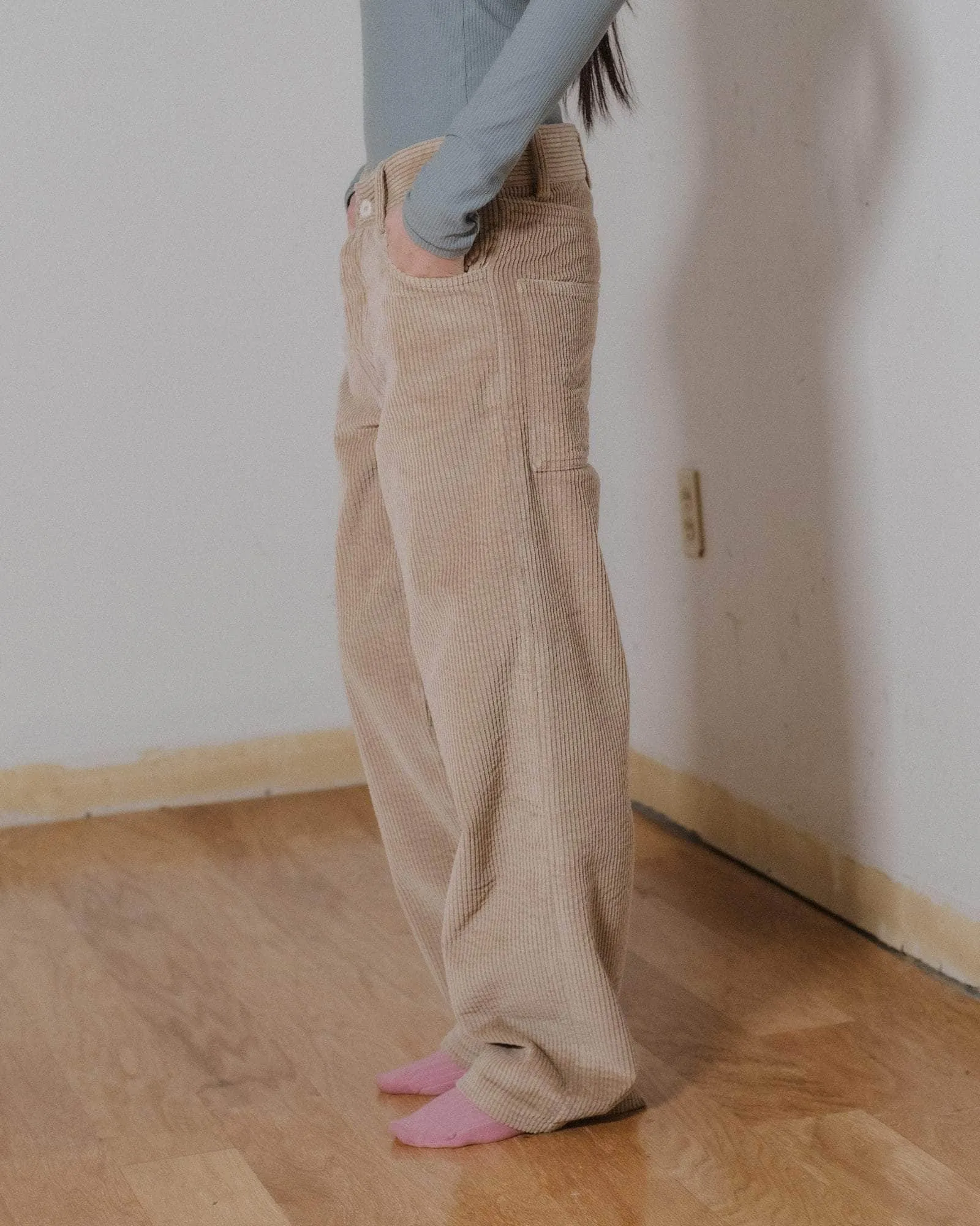 Indre Pants sold by Baserange product image thumbnail 3