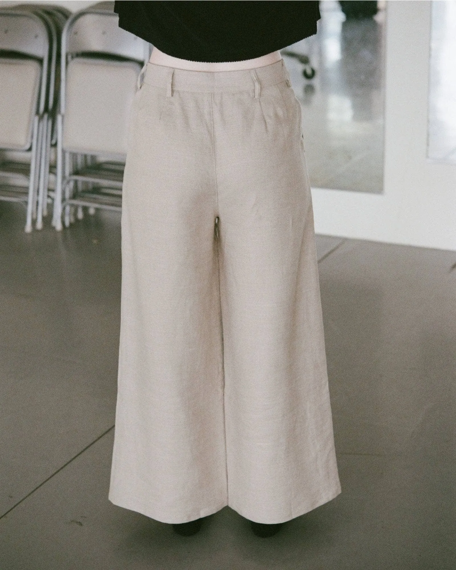 Kile Pants sold by Baserange product image thumbnail 2