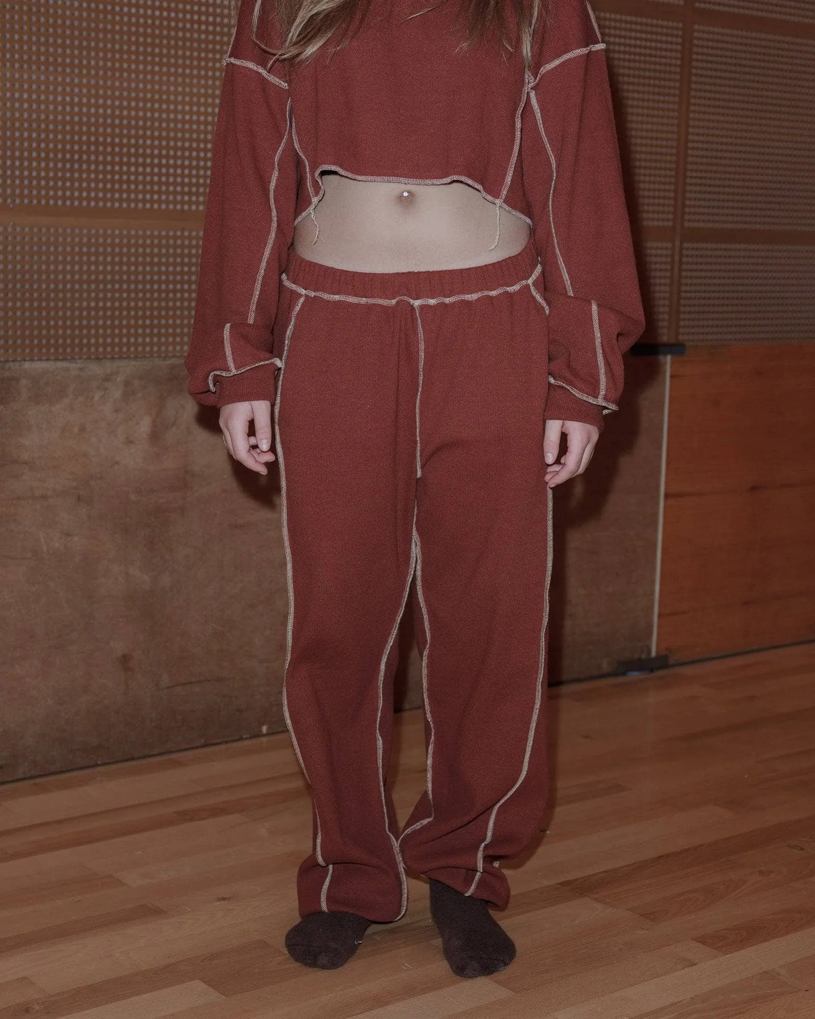 Omato Sweatpants sold by Baserange product image thumbnail 4