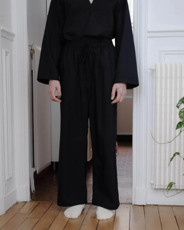 Hujui Pants sold by Baserange