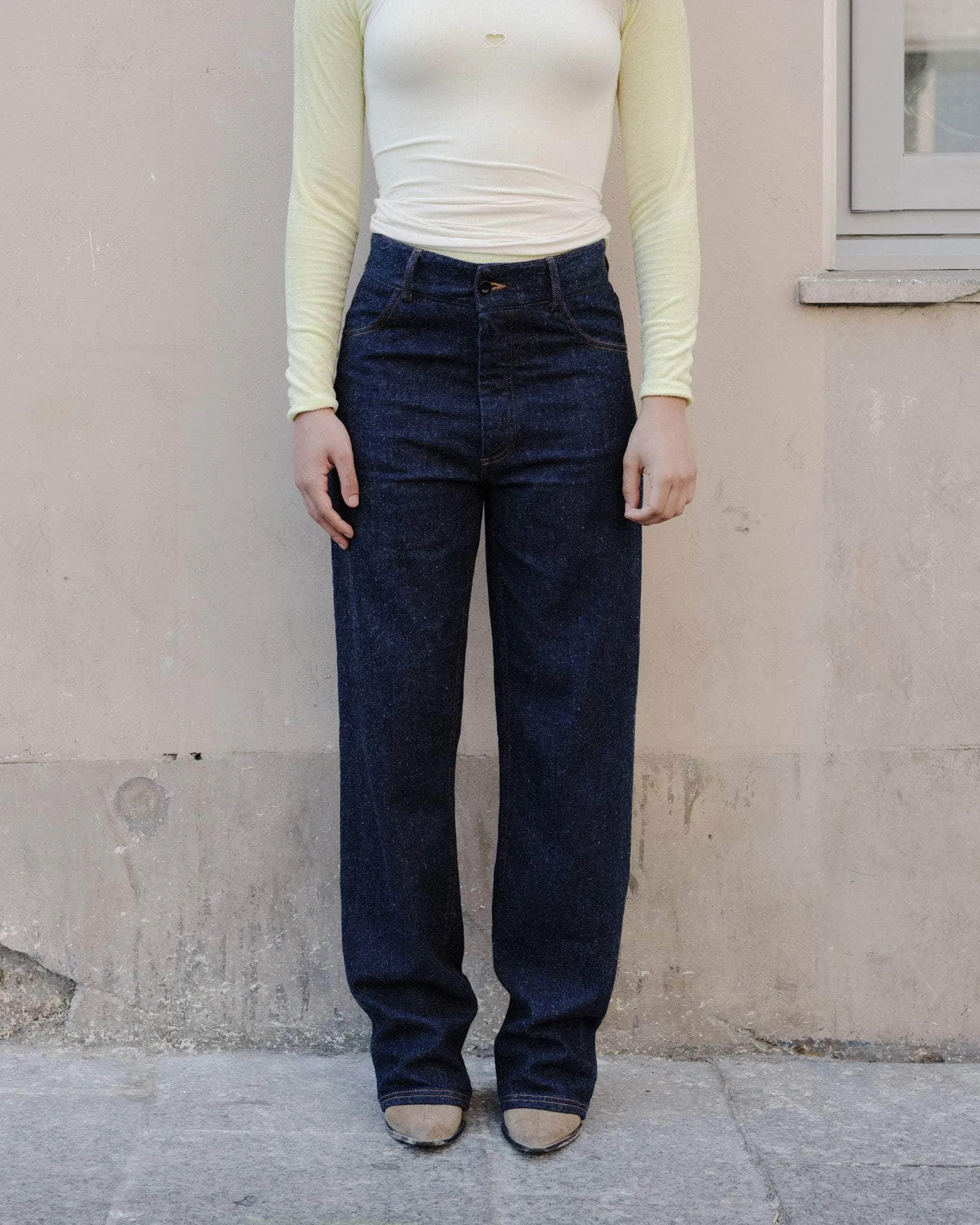 Tajo Pants sold by Baserange