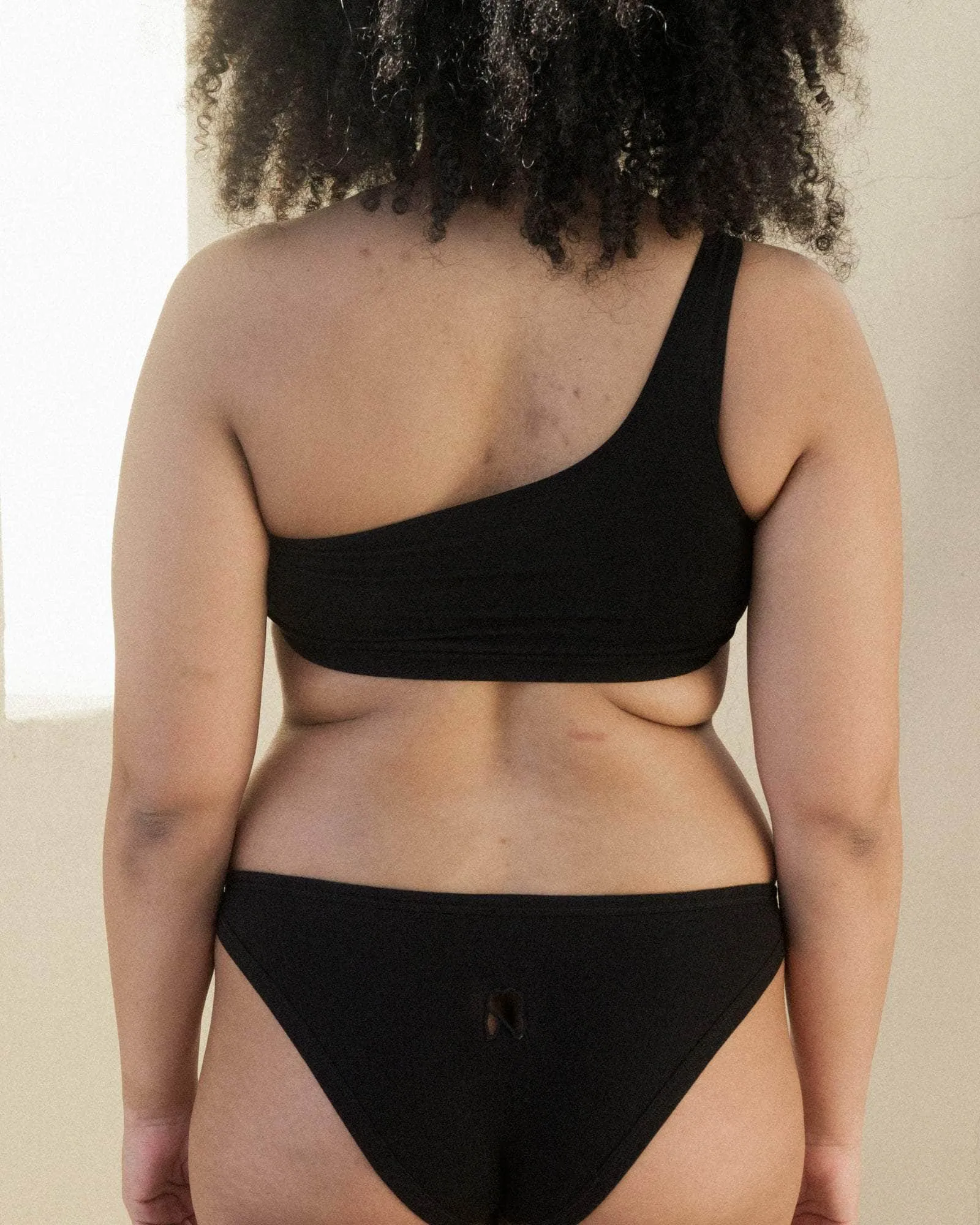 Una Bra sold by Baserange product image thumbnail 2