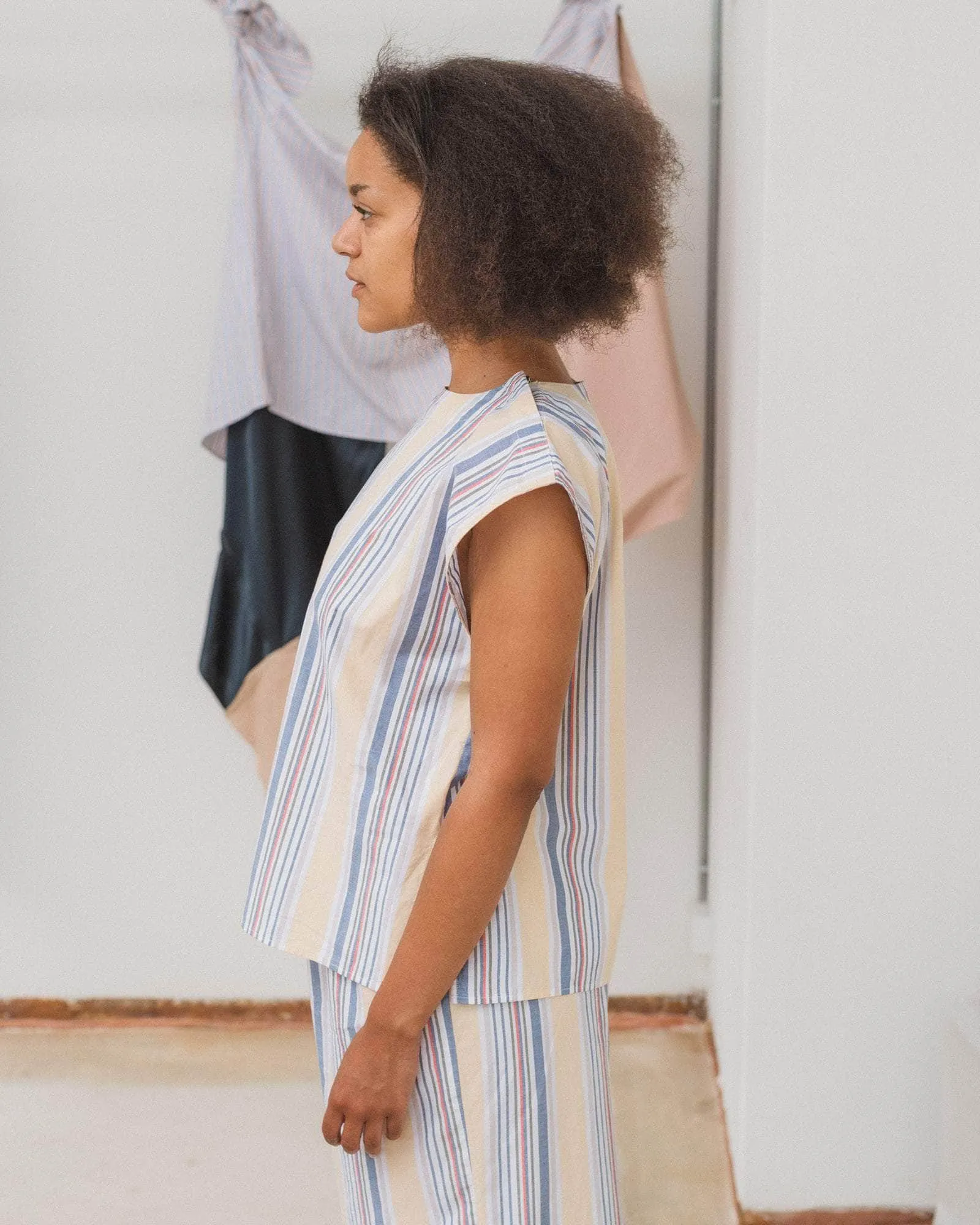 Stave Sleeveless Top sold by Baserange product image thumbnail 3