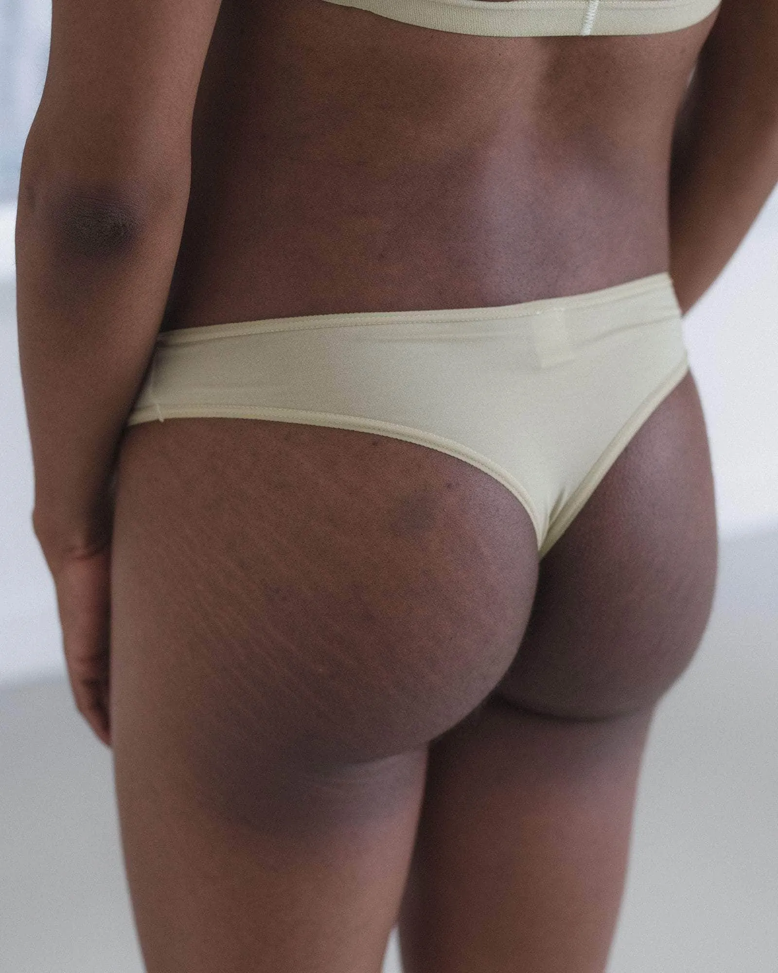 Enna Thong sold by Baserange product image thumbnail 5
