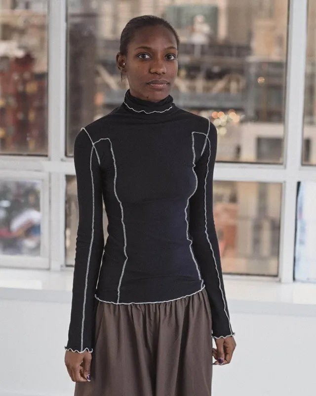 Omato Turtleneck made by Baserange