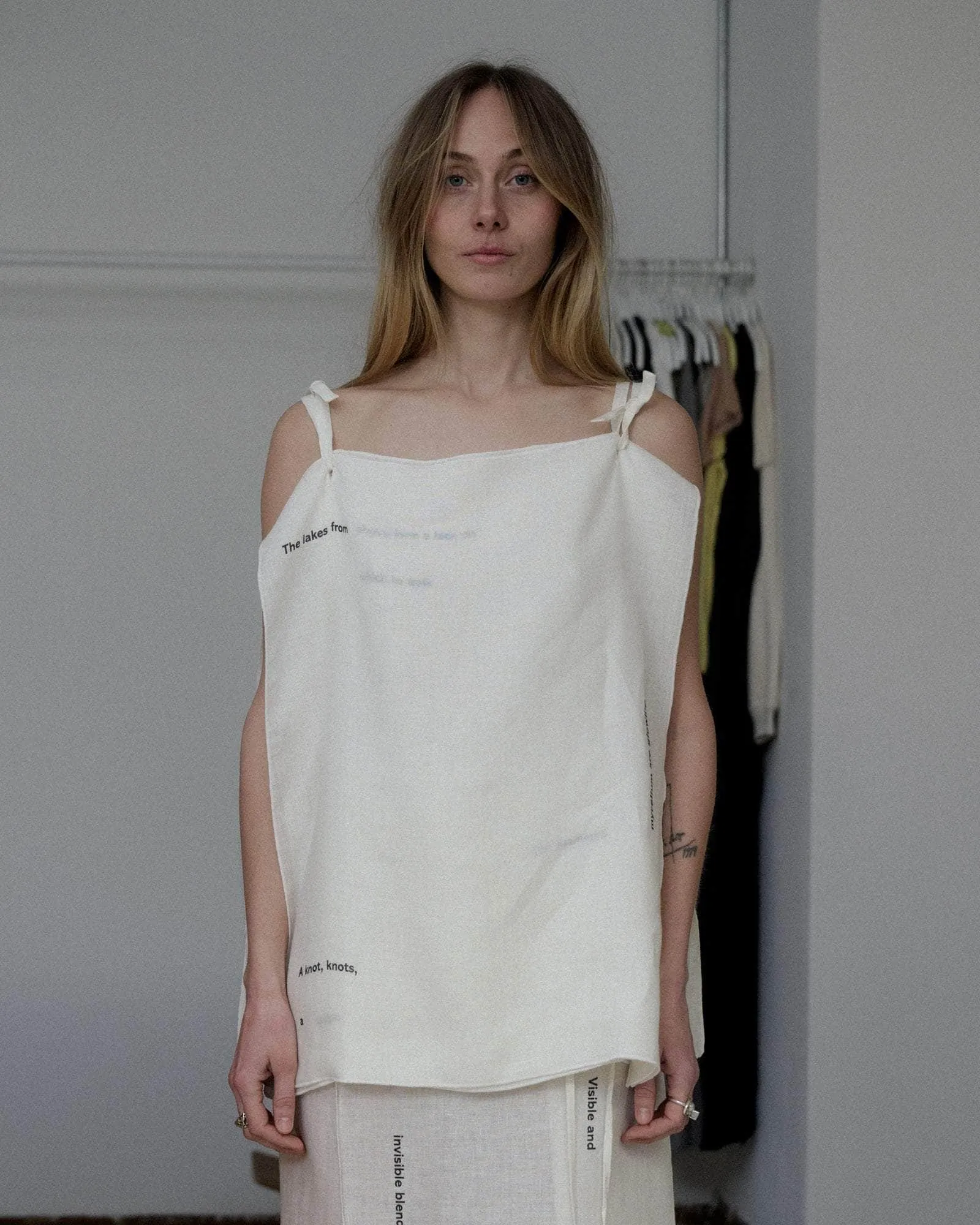 Page Top sold by Baserange