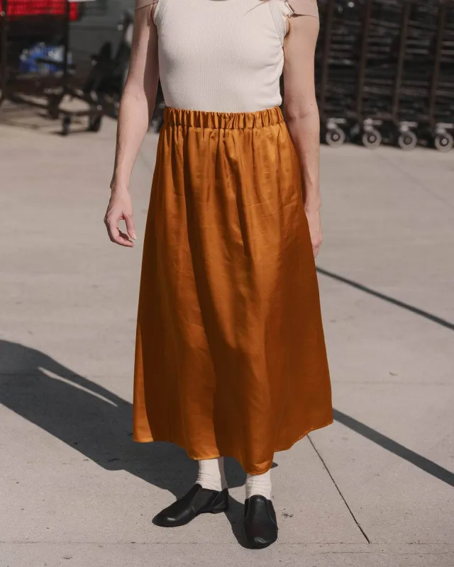 Neil Skirt sold by Baserange