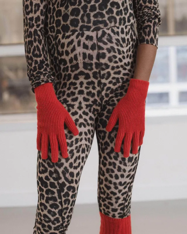 Ribbed Gloves sold by Baserange