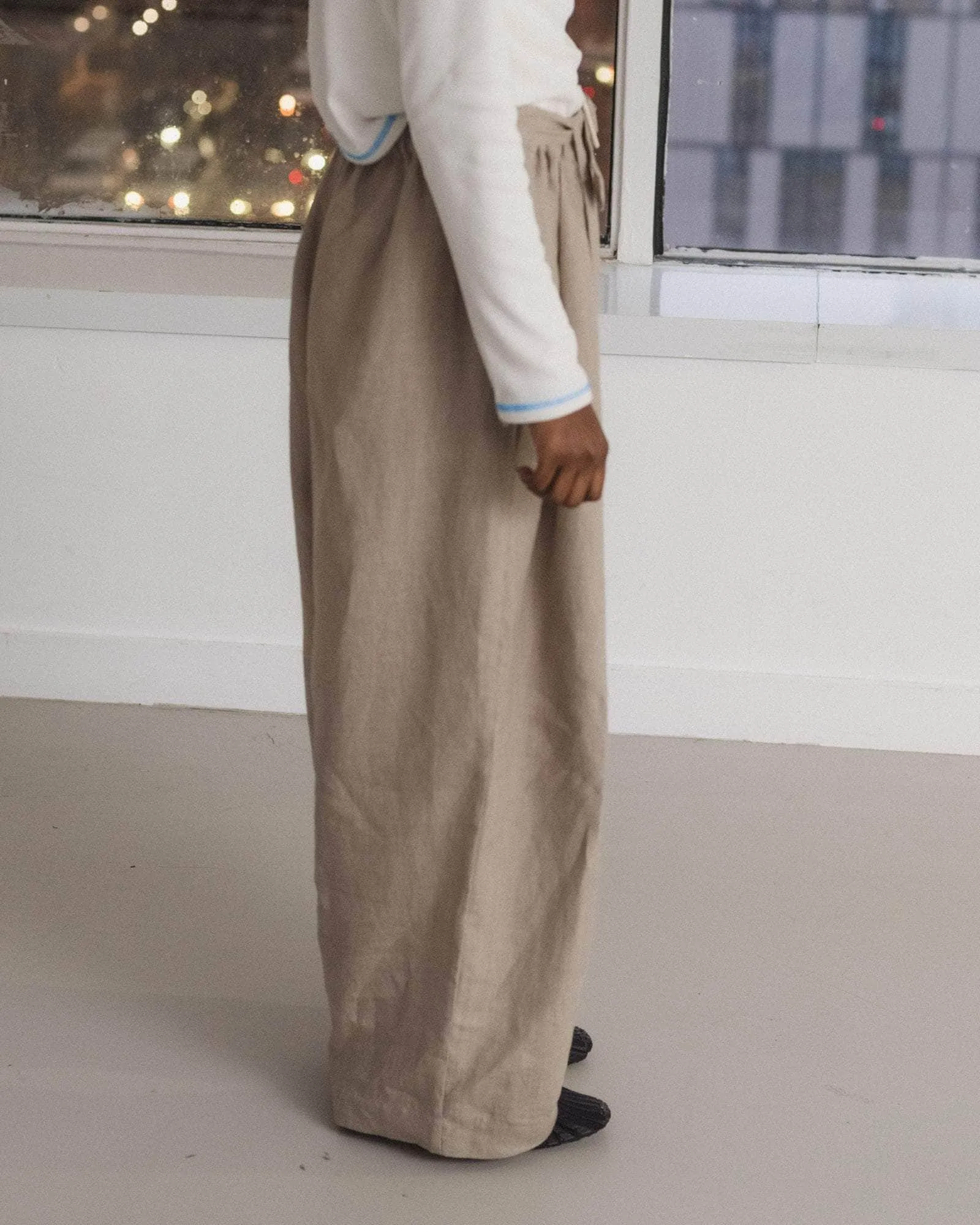 Frame Pants sold by Baserange product image thumbnail 3